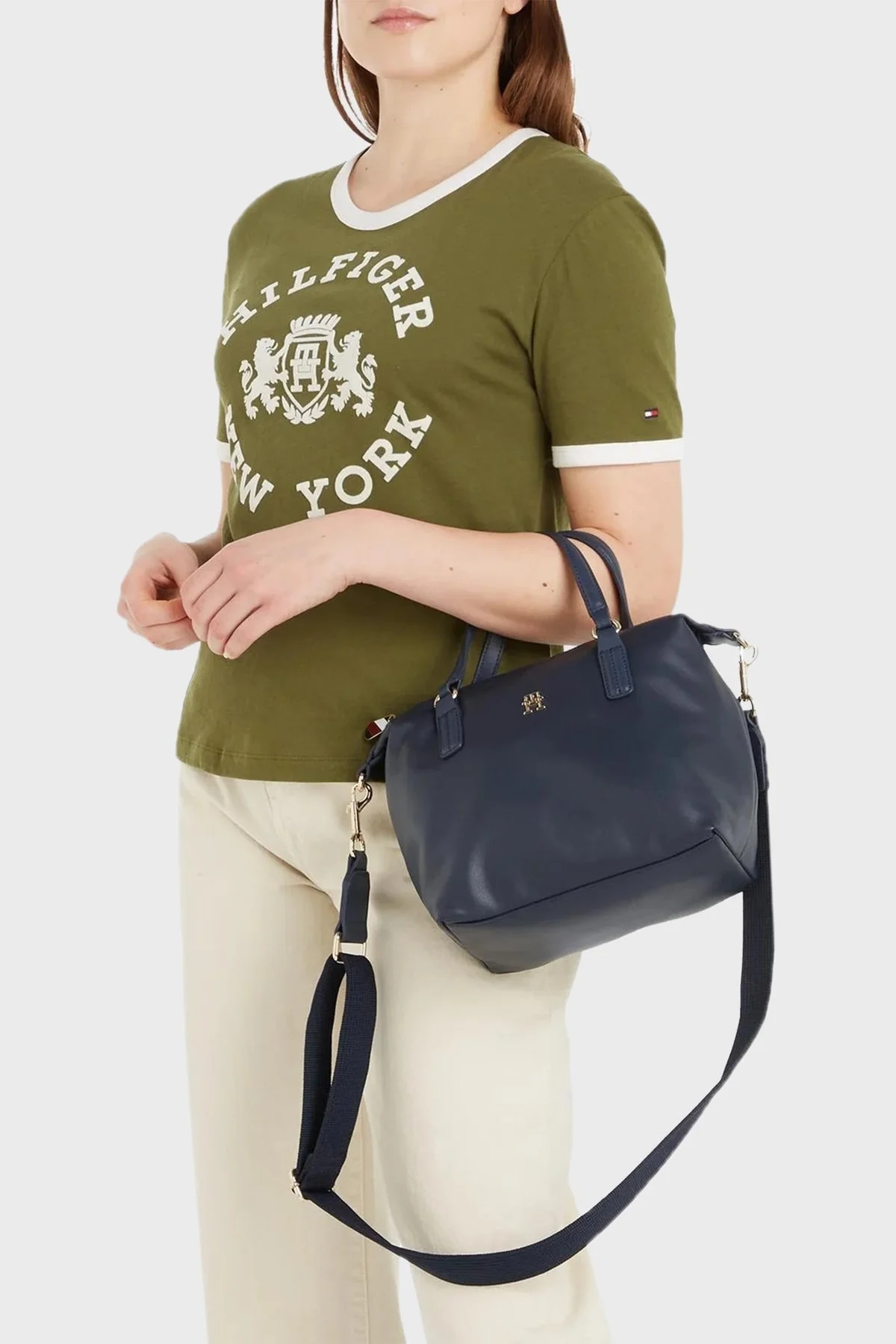 Tommy Hilfiger Çıkarılabilir Ayarlanabilir Omuz Askılı Logolu Fermuarlı Deri Bayan Çanta AW0AW15592 DW6 LACİVERT - 2