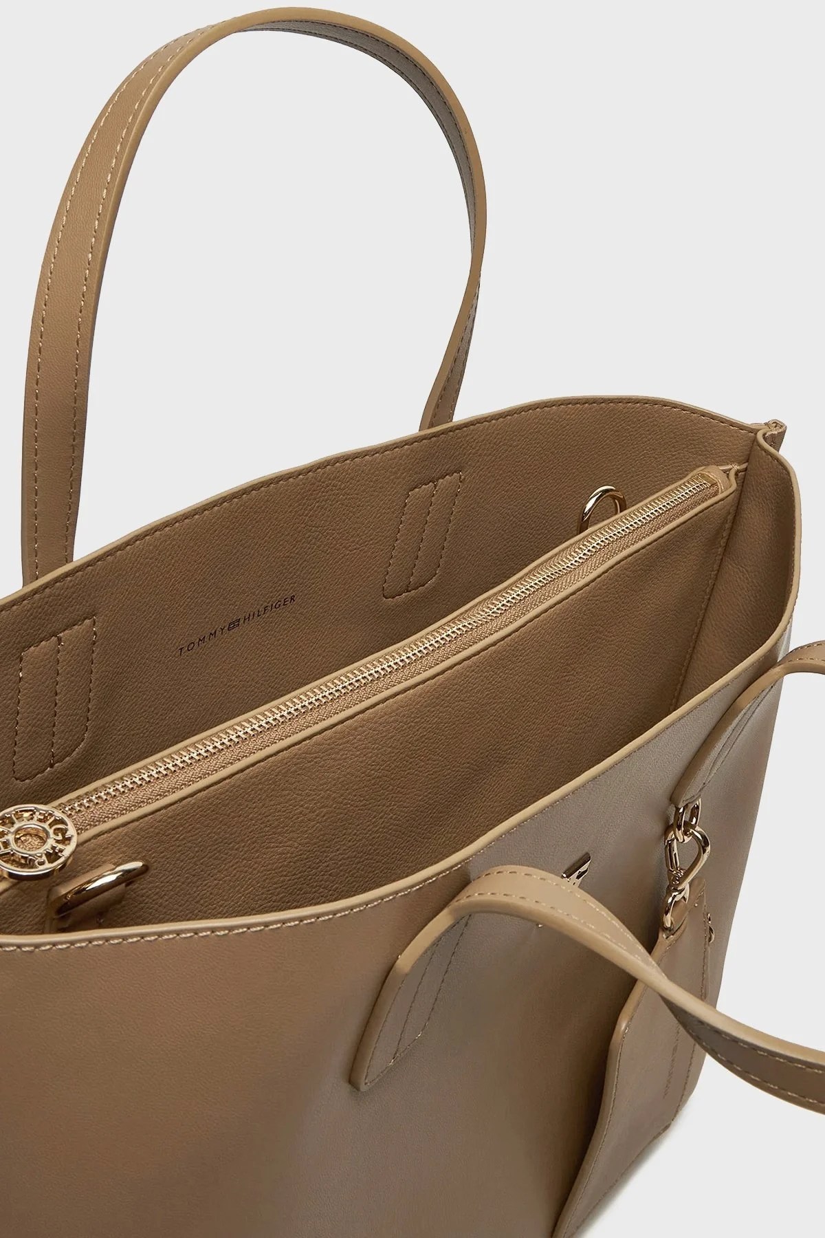 Tommy Hilfiger Çıkarılabilir Çapraz Askılı Bayan Çanta AW0AW17335 RBC KOYU HAKİ - 5