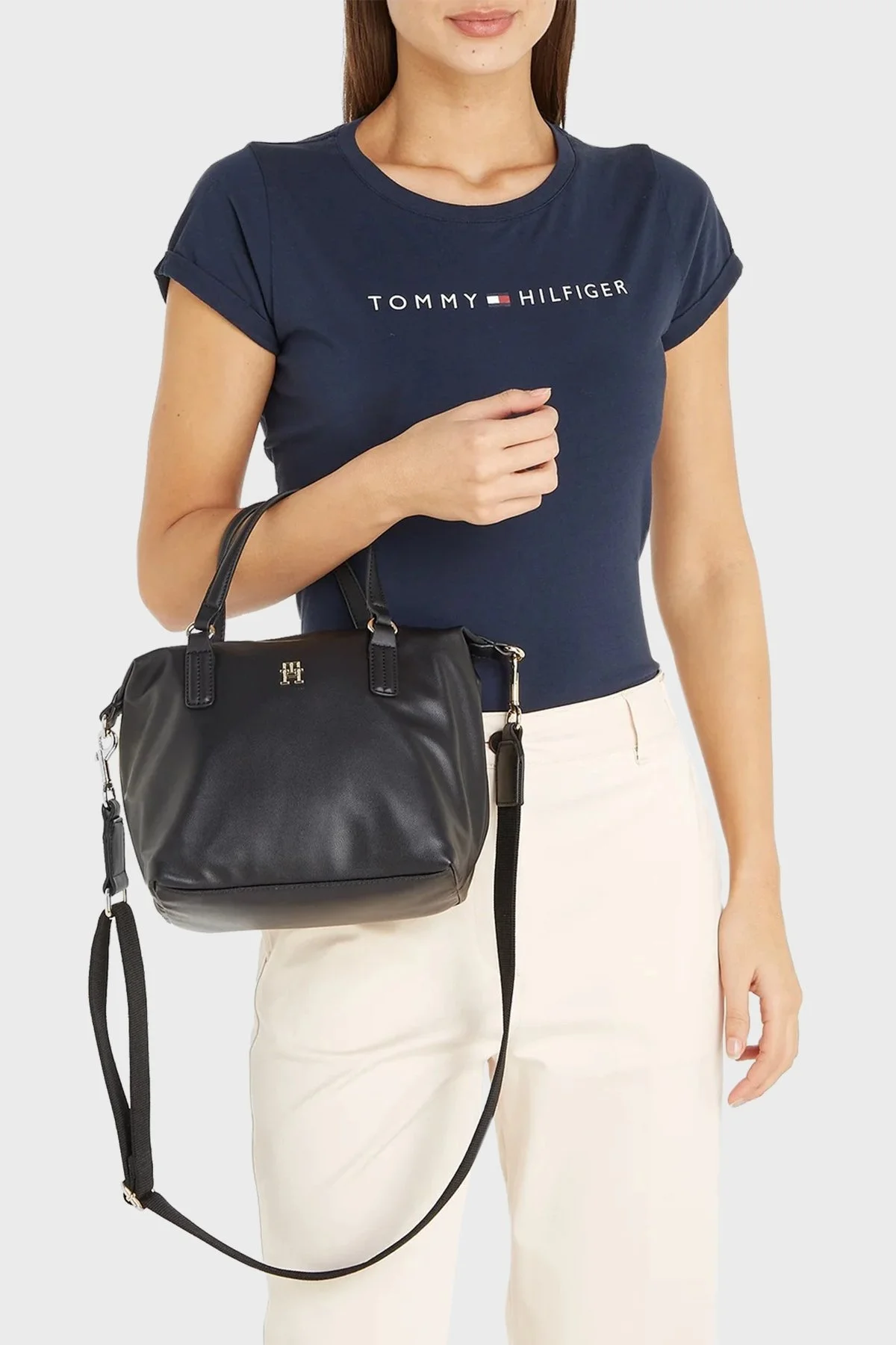 Tommy Hilfiger Çıkarılabilir Omuz Askılı Bayan Çanta AW0AW15592 BDS SİYAH - 2