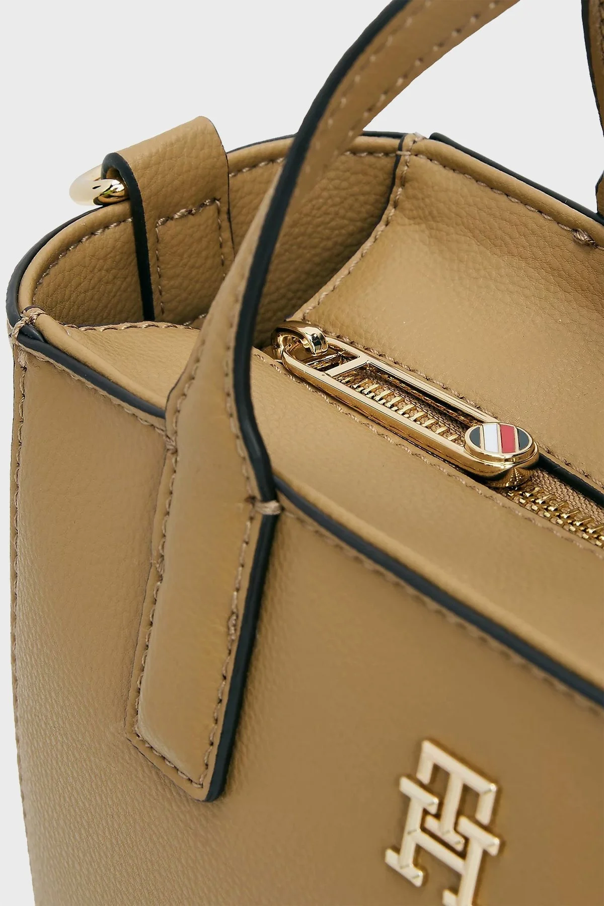 Tommy Hilfiger Çıkarılabilir Omuz Askılı Bayan Çanta AW0AW16907 RBC KOYU HAKİ - 3