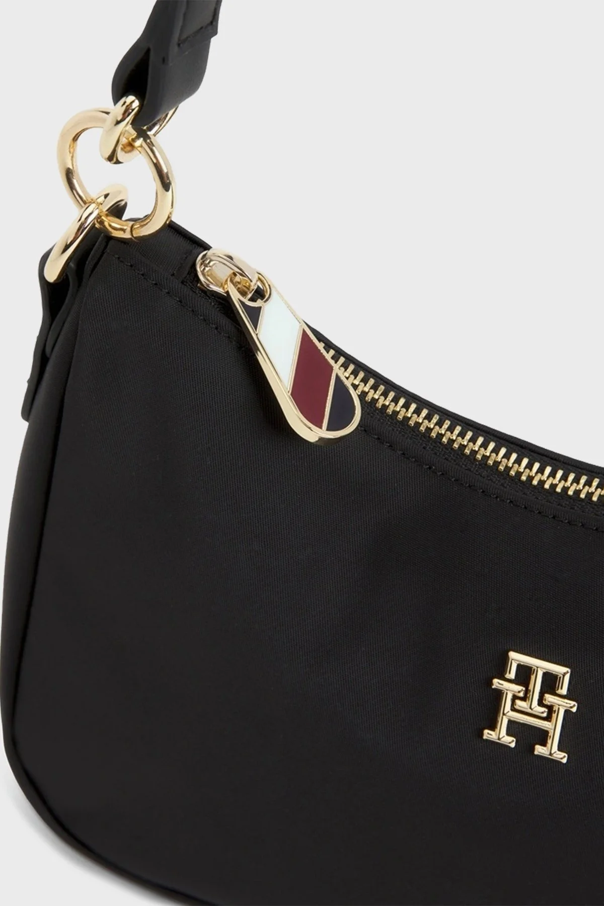 Tommy Hilfiger Çıkarılabilir Uzatma Askılı Bayan Çanta AW0AW15215 BDS SİYAH - 5