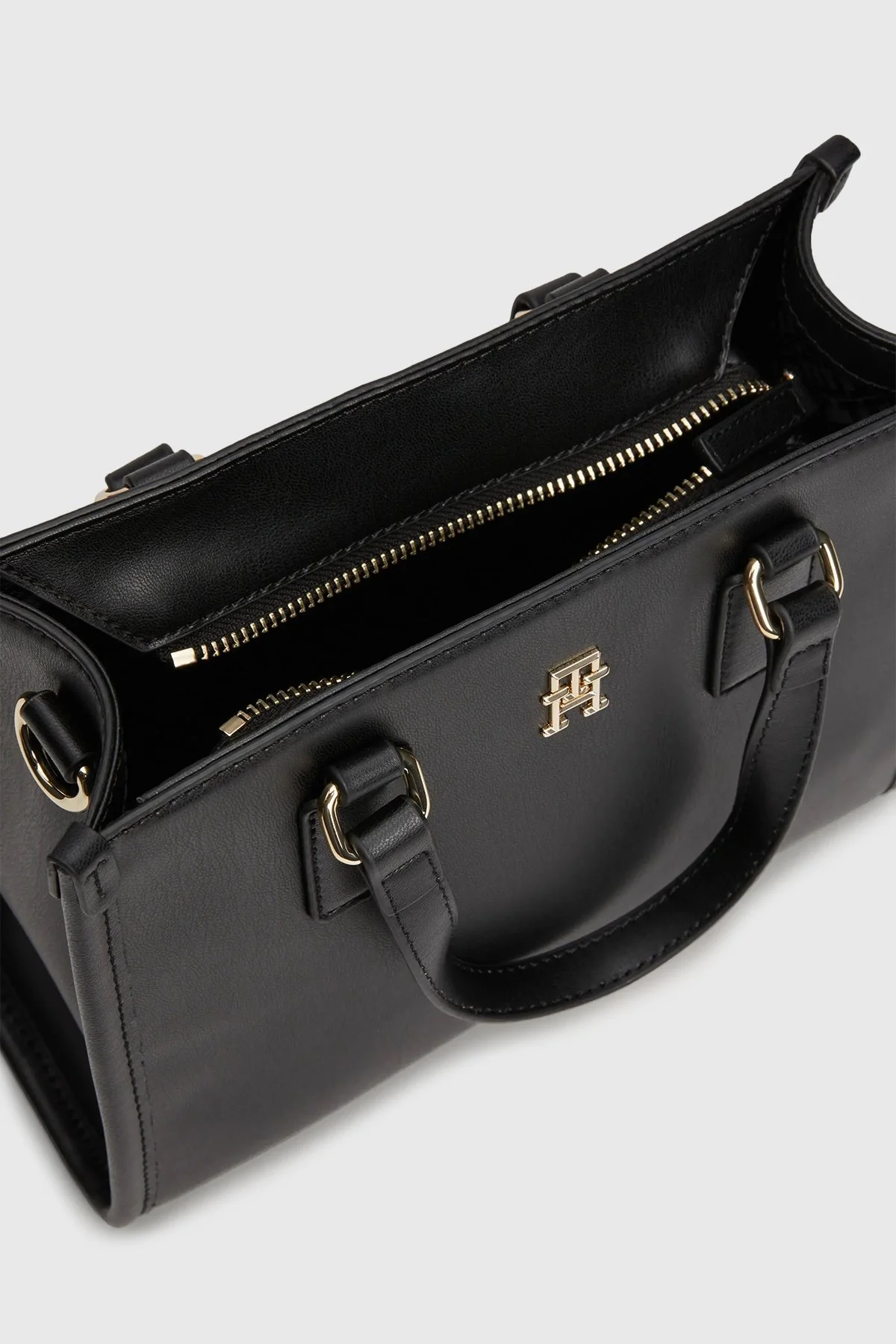 Tommy Hilfiger Çıkarılabilir Uzatma Askılı Bayan Çanta AW0AW15977 BDS SİYAH - 4