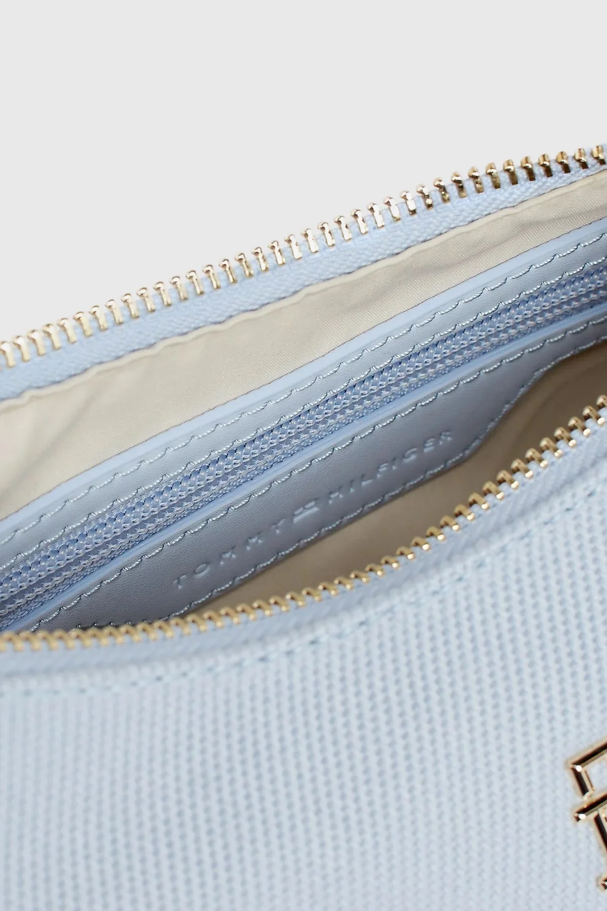 Tommy Hilfiger Çıkarılabilir Uzatma Askılı Bayan Çanta AW0AW16111 C1O AÇIK MAVİ - 4