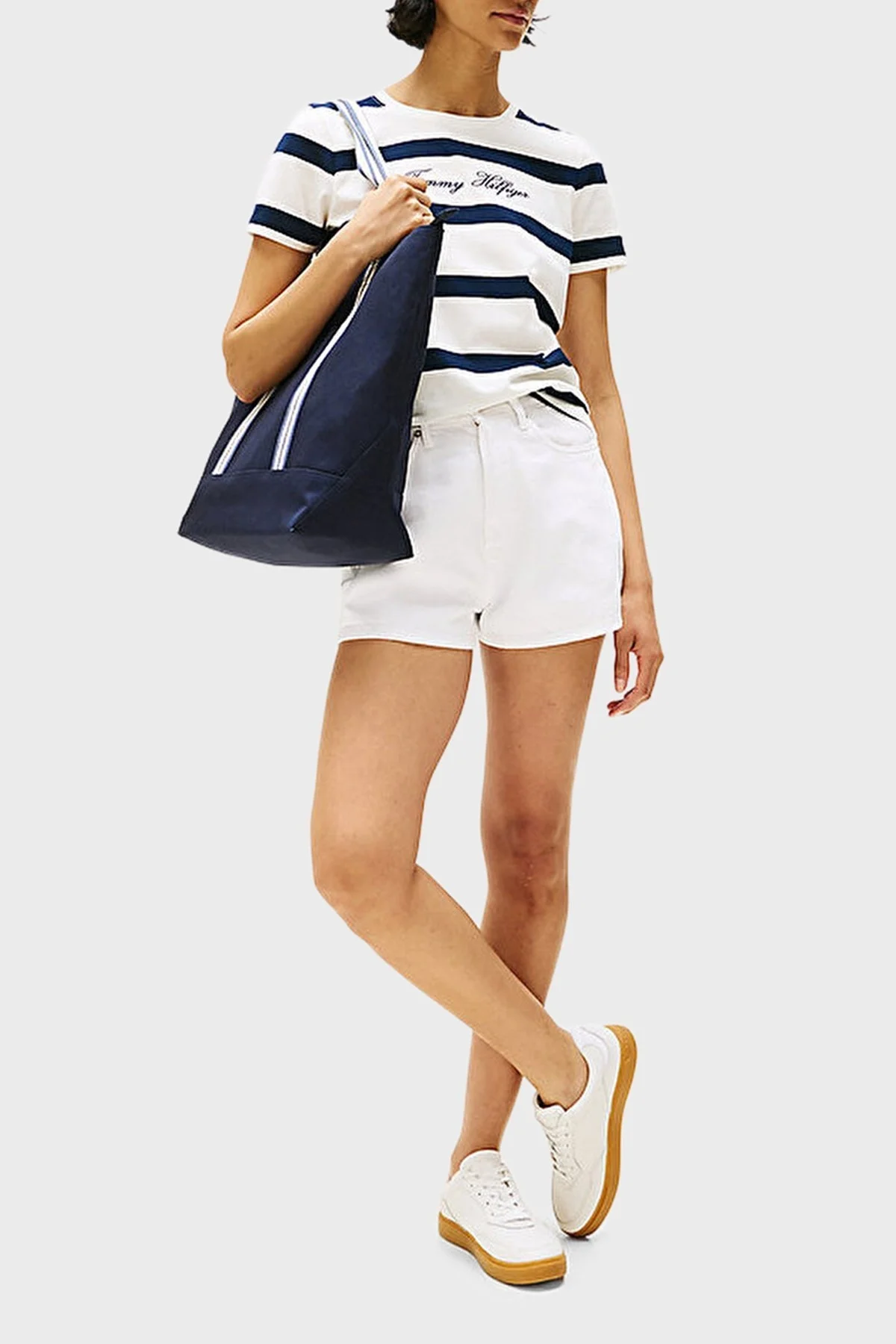 Tommy Hilfiger Çizgili % 100 Pamuk Regular Fit Bisiklet Yaka Bayan T Shirt WW0WW45746 0Y5 BEYAZ-LACİVERT - 2