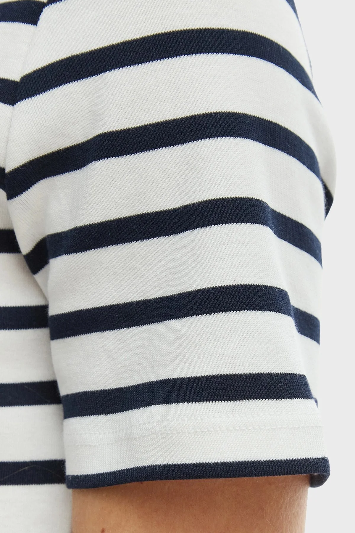 Tommy Hilfiger Çizgili % 100 Pamuk Slim Fit Bisiklet Yaka Kadın T Shirt WW0WW40587 03L BEYAZ-LACİVERT - 5