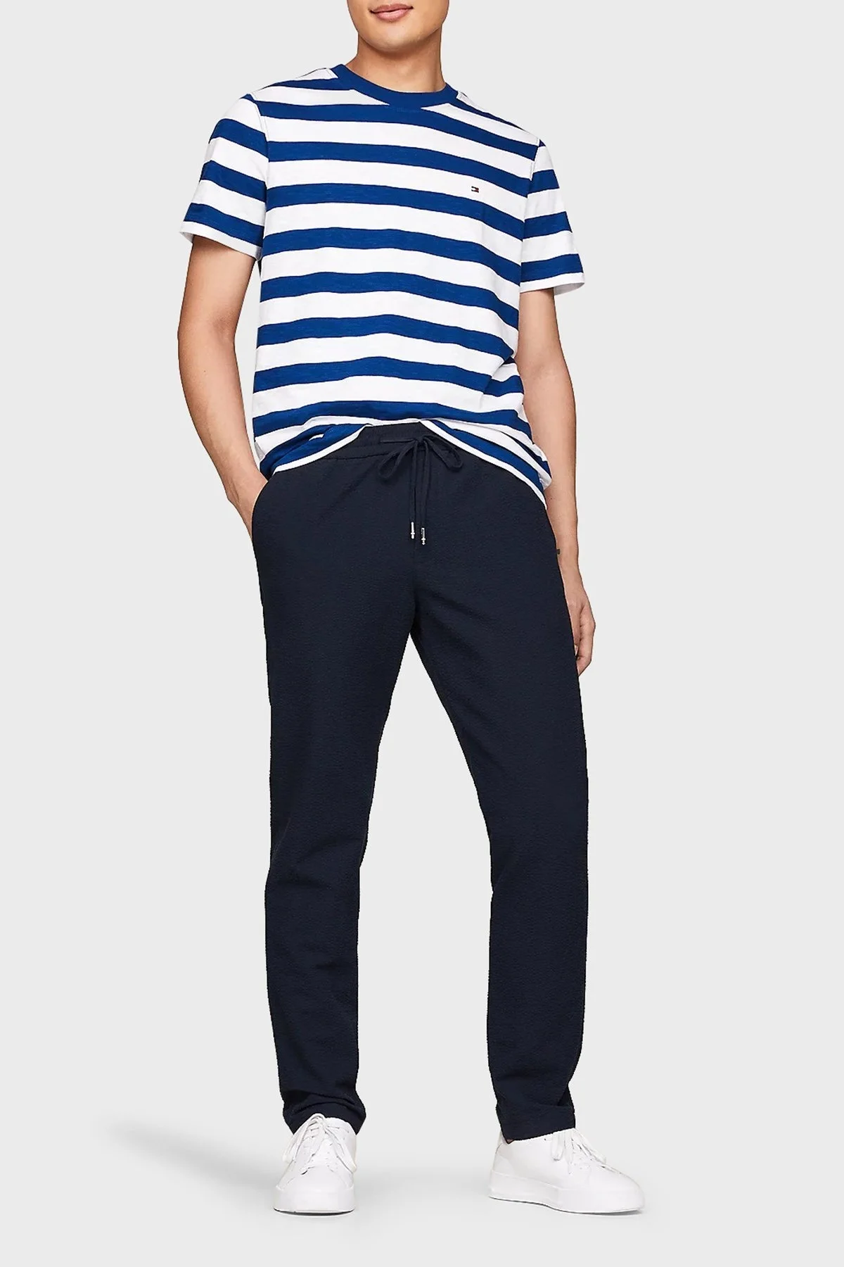 Tommy Hilfiger Çizgili Pamuklu Regular Fit Erkek T Shirt MW0MW35205 0A4 BEYAZ-MAVİ - 2