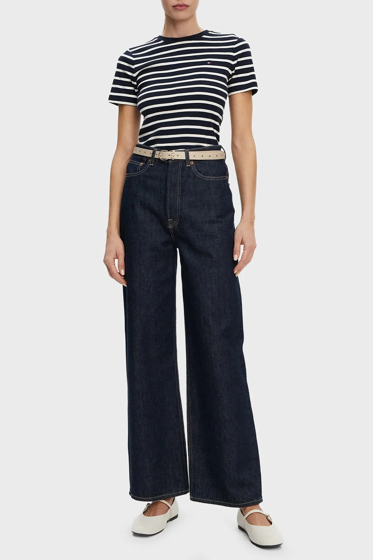 Tommy Hilfiger Çizgili Pamuklu Slim Fit Bisiklet Yaka Bayan T Shirt WW0WW40587 0X4 LACİVERT-BEYAZ - 2