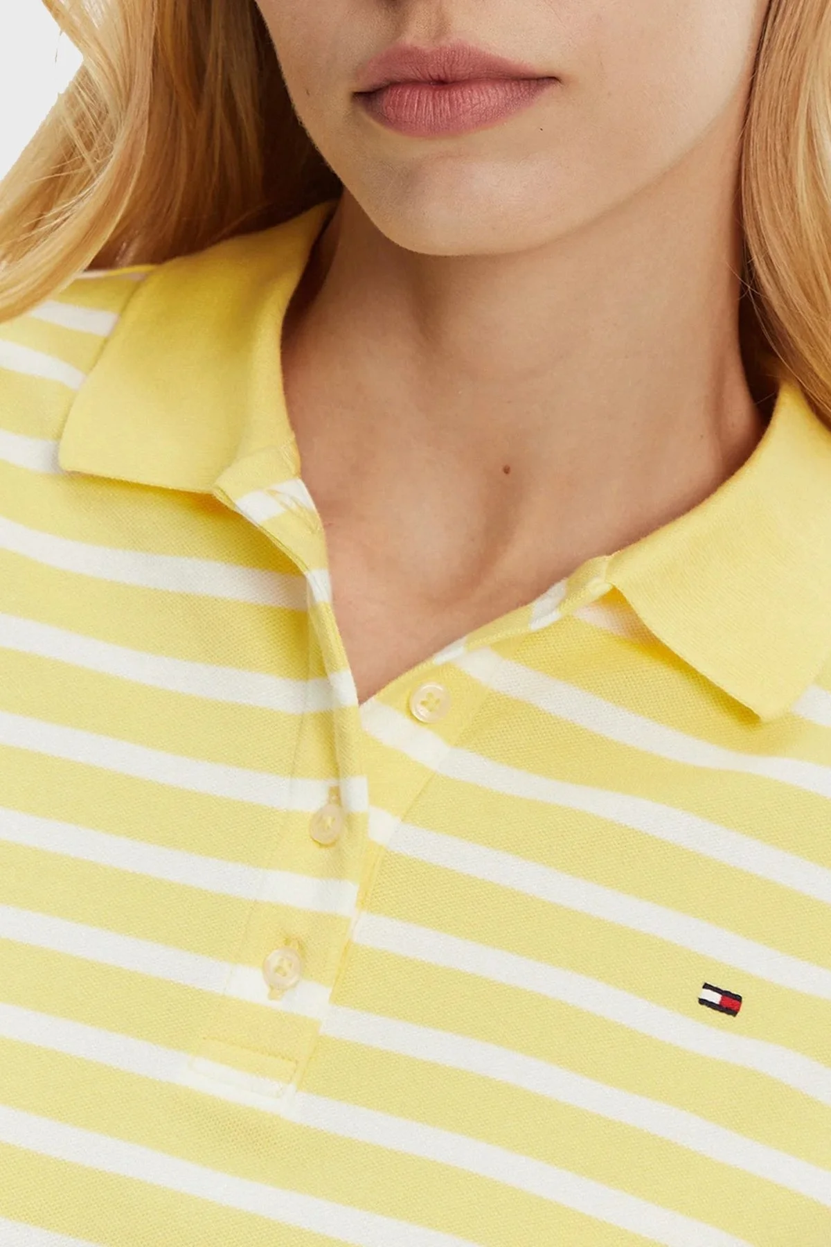 Tommy Hilfiger Çizgili Streç Pamuklu Regular Fit Düğmeli Bayan Polo Yaka T Shirt WW0WW43224 0FR SARI - 9