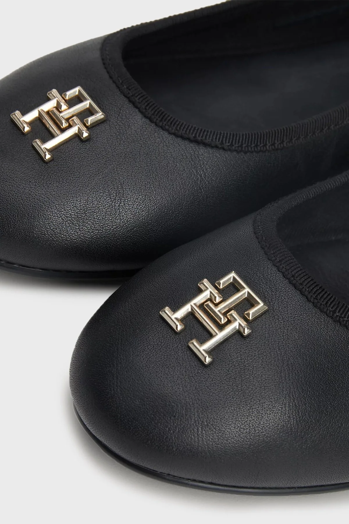 Tommy Hilfiger Deri Babet Bayan Ayakkabı FW0FW07712 BDS SİYAH - 6