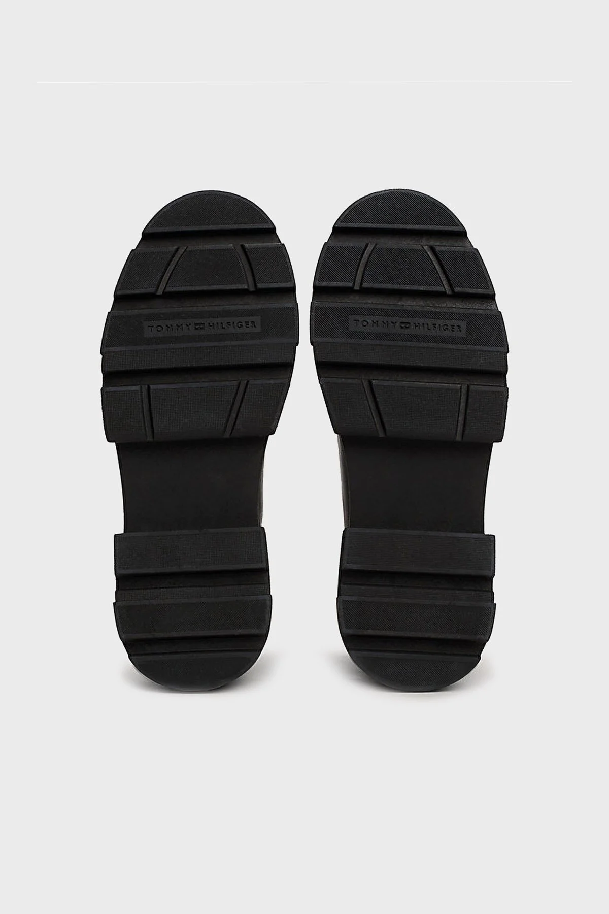 Tommy Hilfiger Deri Chelsea Bayan Bot FW0FW08089 BDS SİYAH - 6