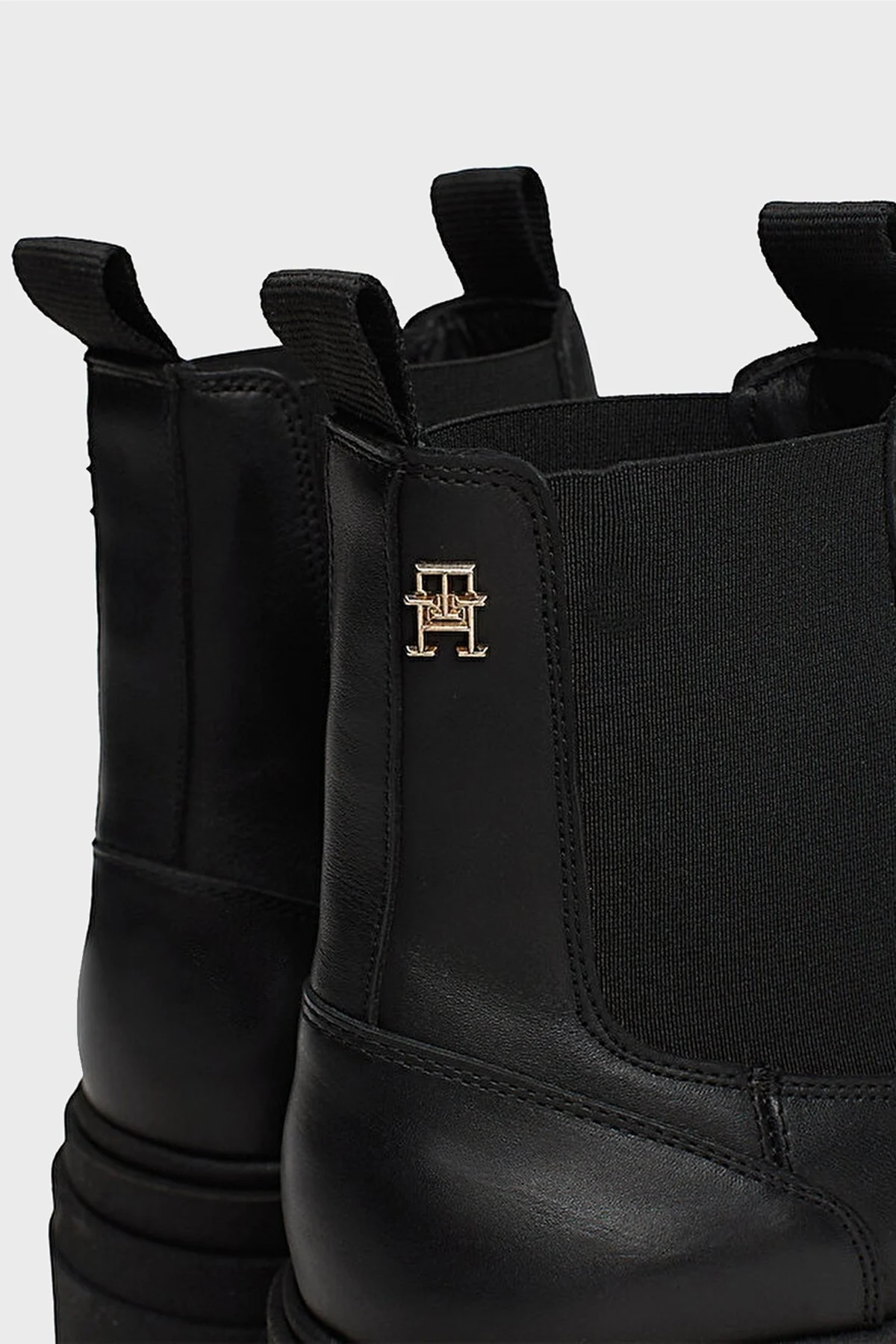 Tommy Hilfiger Deri Chelsea Bayan Bot FW0FW08089 BDS SİYAH - 7