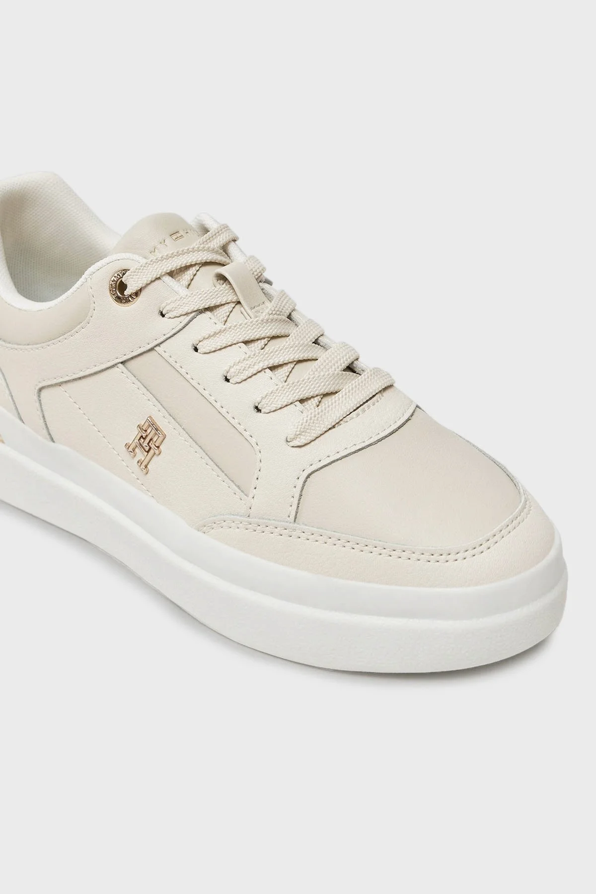 Tommy Hilfiger Deri Karışımlı Logolu Kalın Tabanlı Sneaker Bayan Ayakkabı FW0FW08126 ACG BEJ - 5