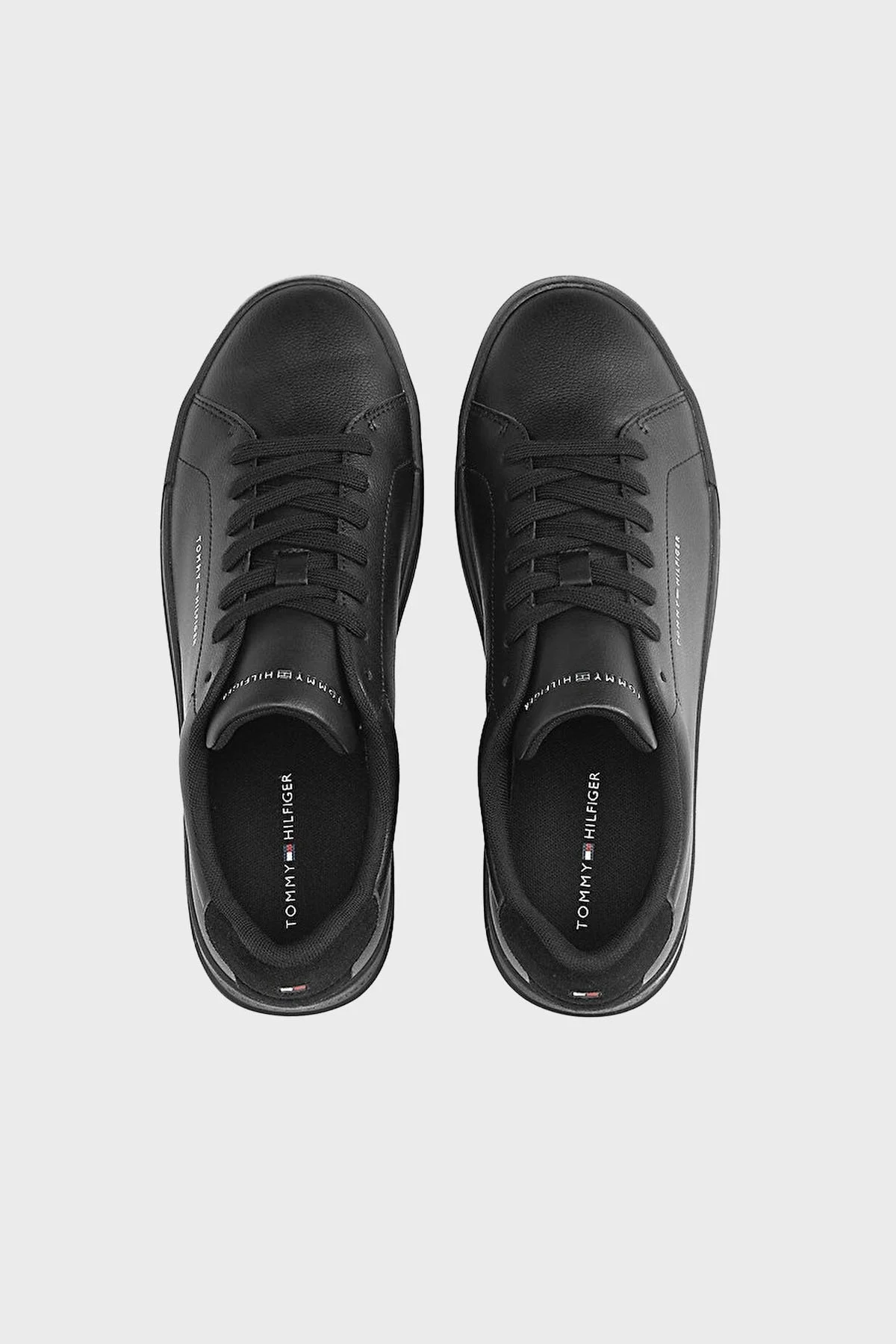 Tommy Hilfiger Deri Karışımlı Logolu Sneaker Erkek Ayakkabı FM0FM05367 0GJ SİYAH - 9