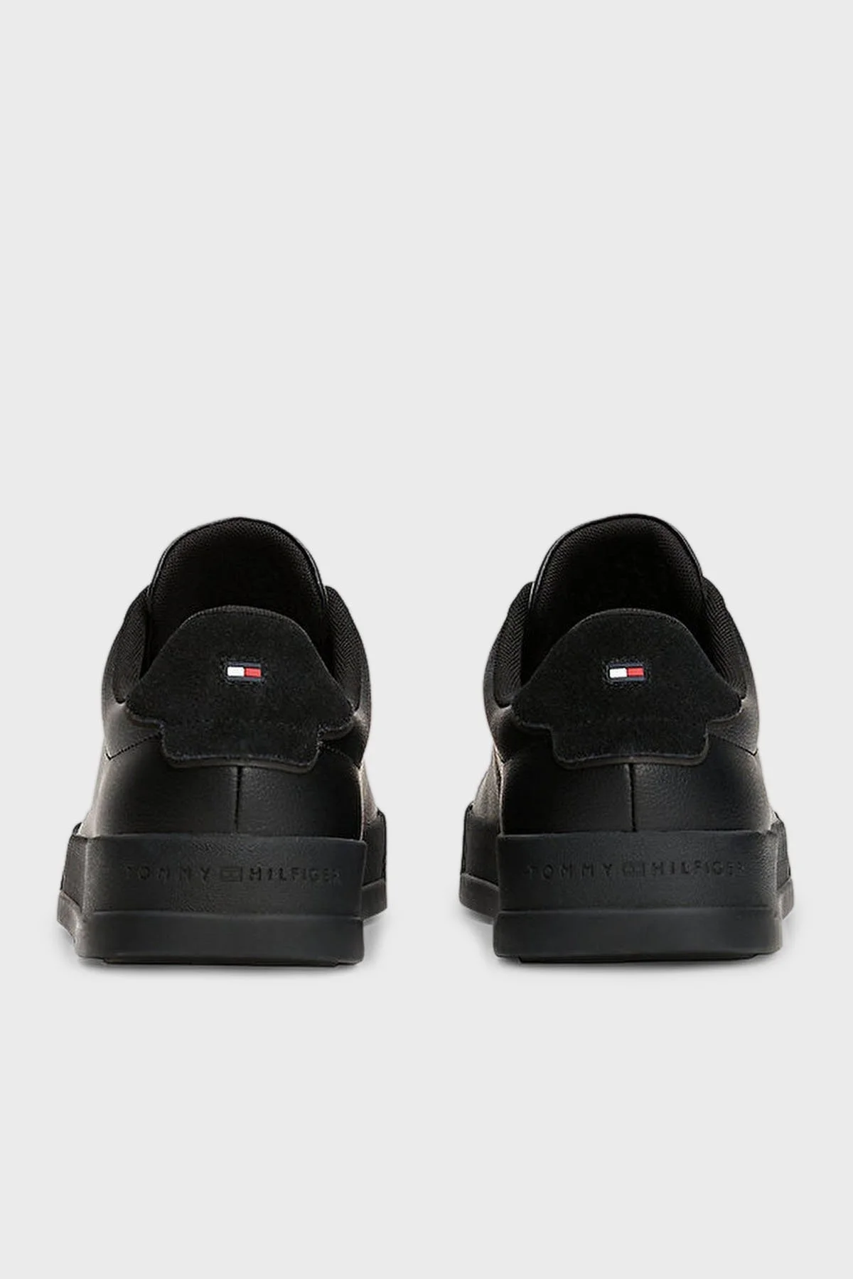 Tommy Hilfiger Deri Karışımlı Logolu Sneaker Erkek Ayakkabı FM0FM05367 0GJ SİYAH - 10