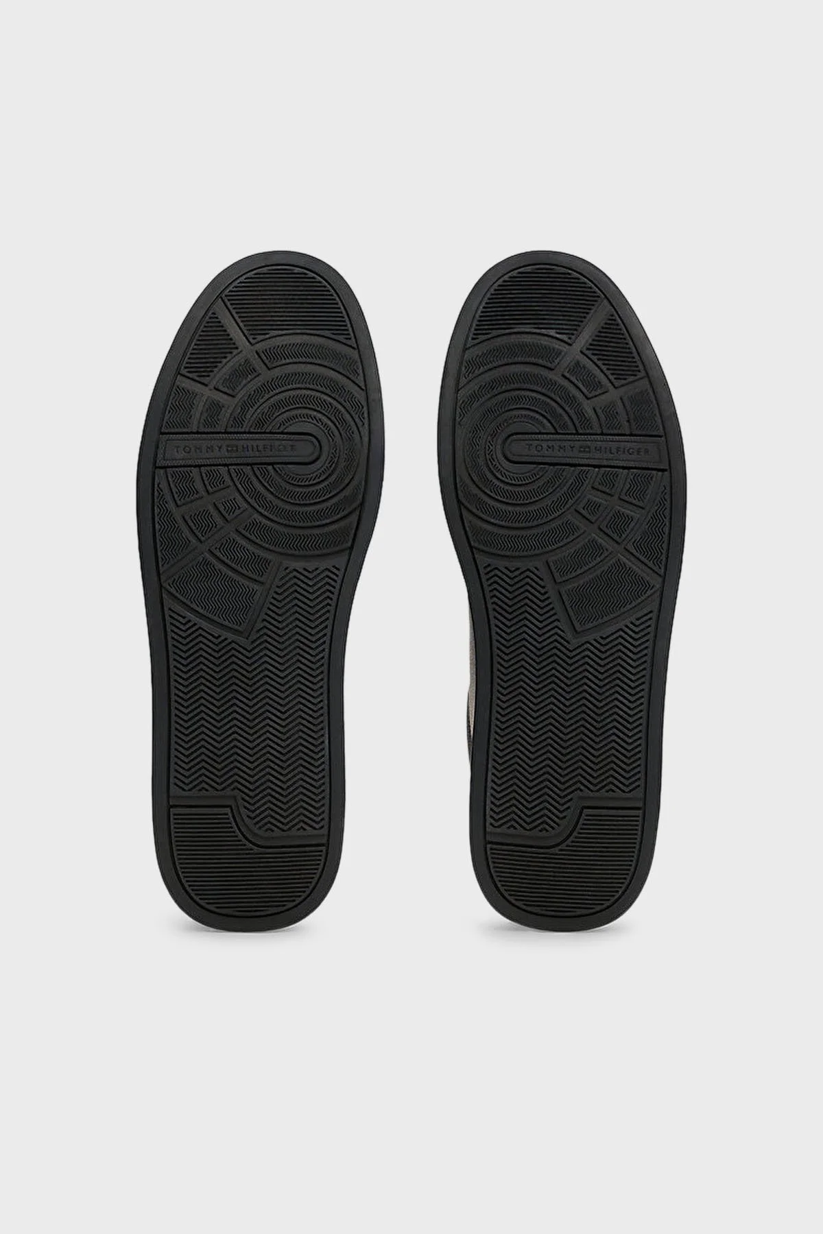 Tommy Hilfiger Deri Karışımlı Logolu Sneaker Erkek Ayakkabı FM0FM05367 0GJ SİYAH - 11