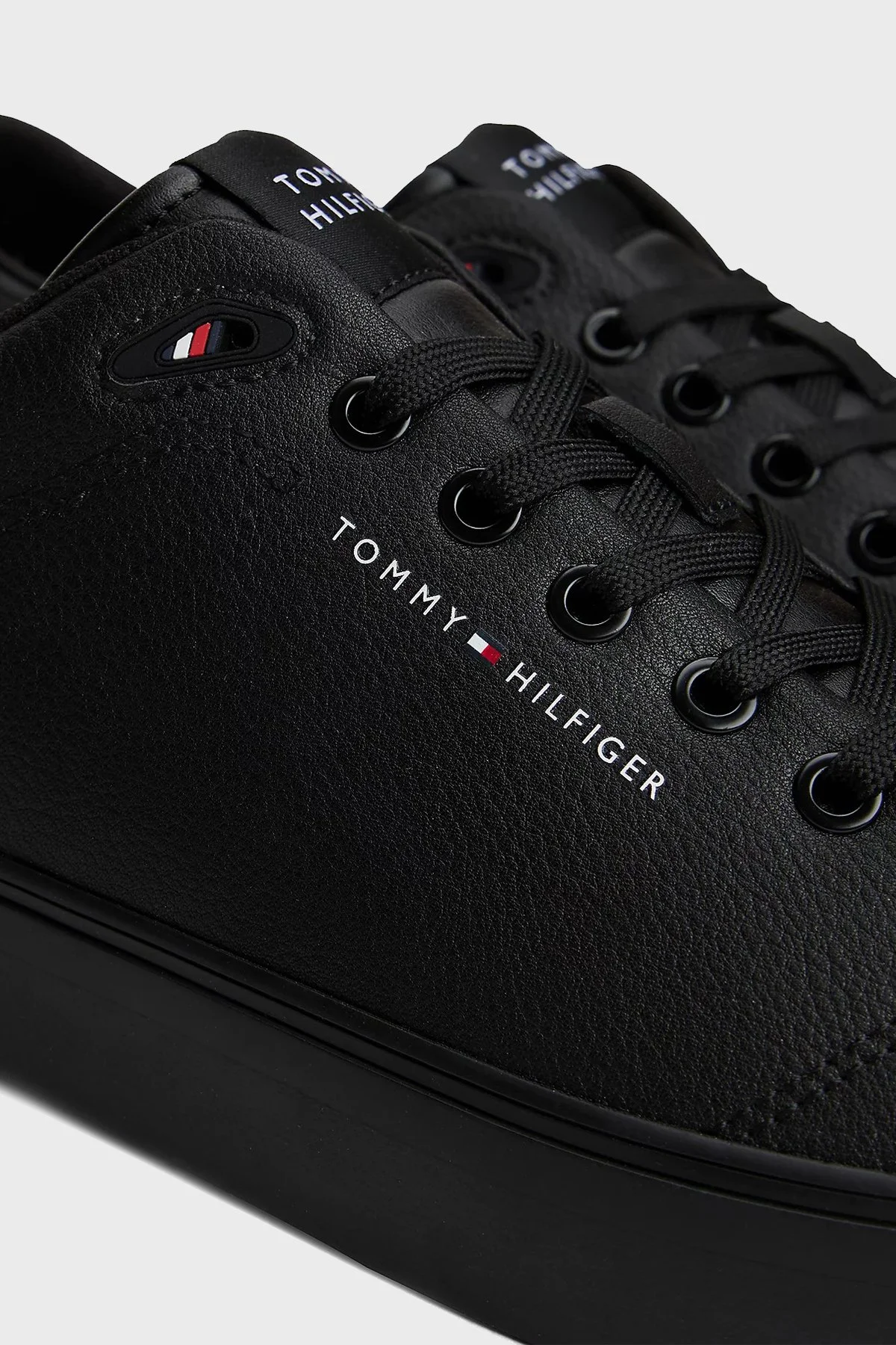 Tommy Hilfiger Deri Karışımlı Logolu Sneaker Erkek Ayakkabı FM0FM05511 BDS SİYAH - 6