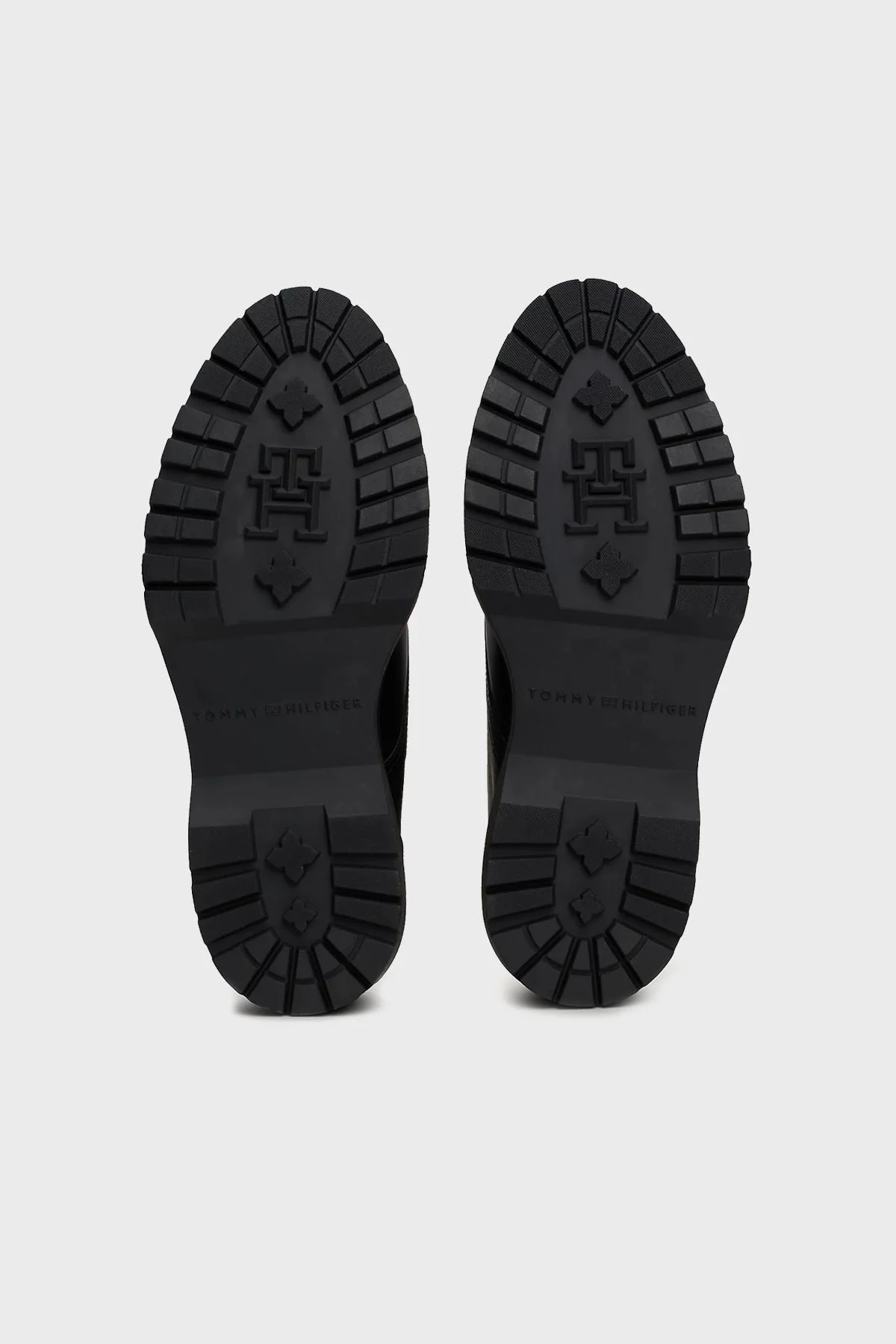 Tommy Hilfiger Deri Kramponlu Bayan Bot FW0FW08440 BDS SİYAH - 7