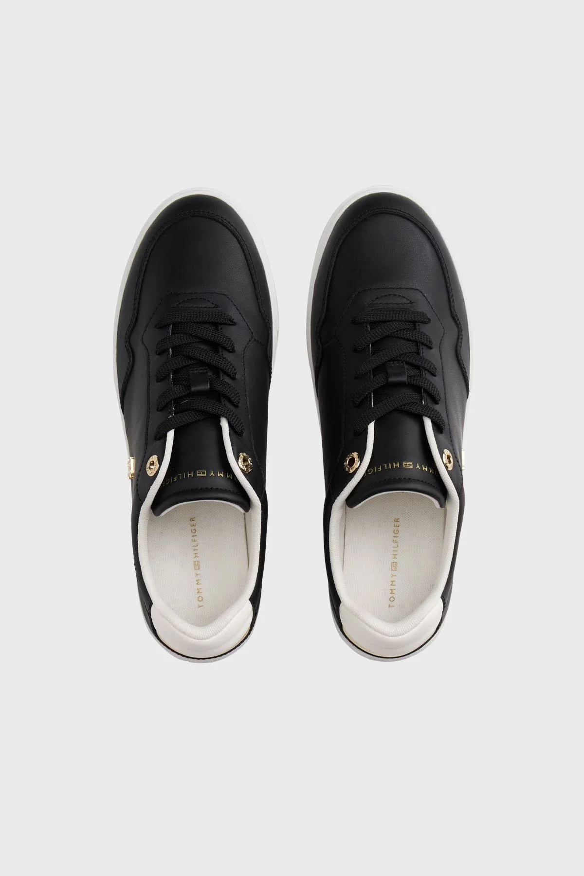 Tommy Hilfiger Deri Logolu Bağcıklı Sneaker Bayan Ayakkabı FW0FW08680 BDS SİYAH - 5