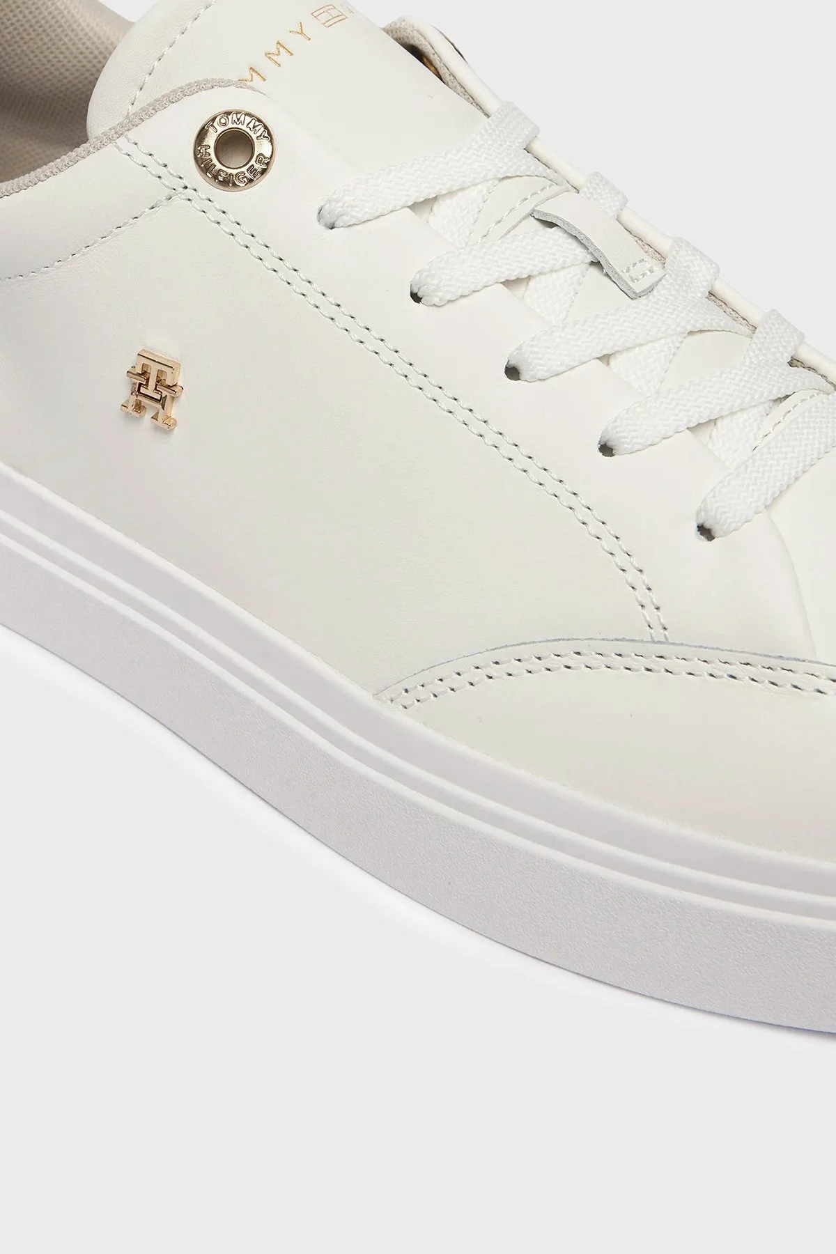 Tommy Hilfiger Deri Logolu Bayan Ayakkabı FW0FW09106 YBL BEYAZ - 6