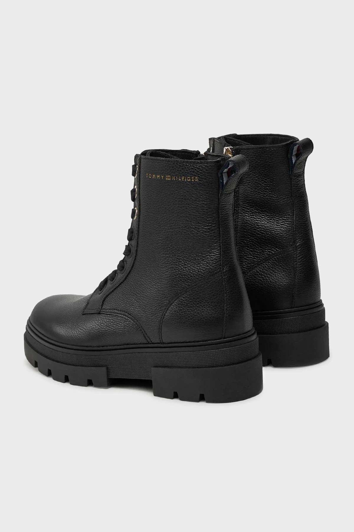 Tommy Hilfiger Deri Logolu Kadın Bot FW0FW08160 BDS SİYAH - 3