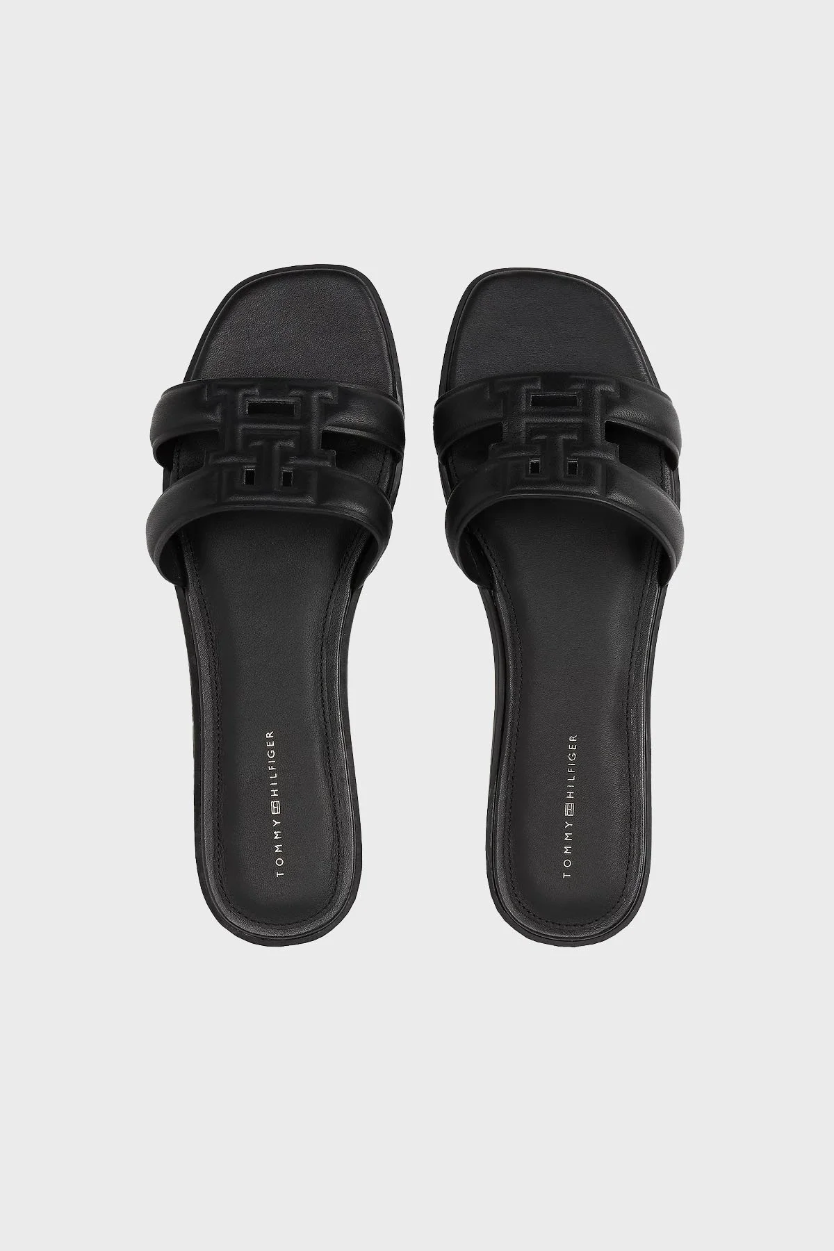 Tommy Hilfiger Deri Logolu Bayan Terlik FW0FW08671 BDS SİYAH - 11