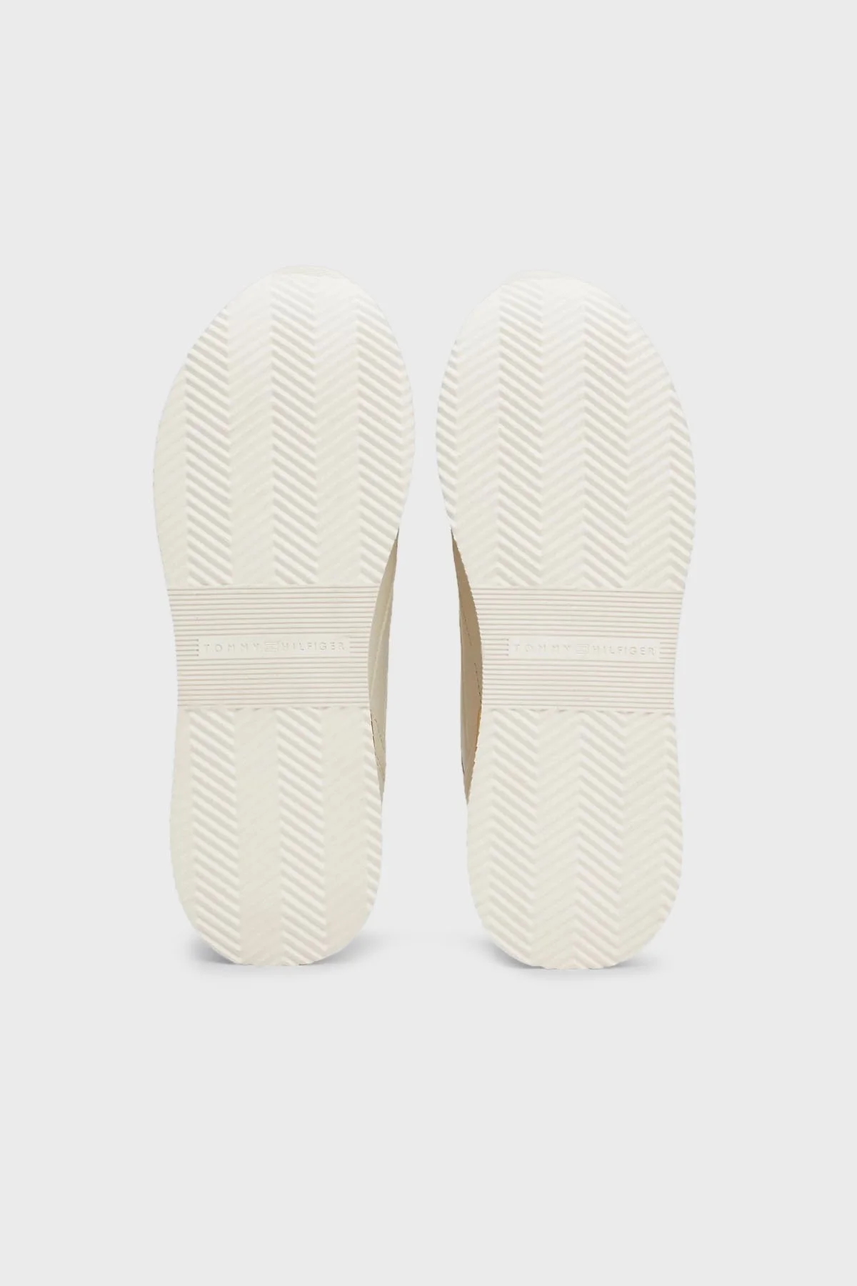Tommy Hilfiger Deri Logolu Kalın Tabanlı Sneaker Bayan Ayakkabı FW0FW08117 ACG BEJ - 6
