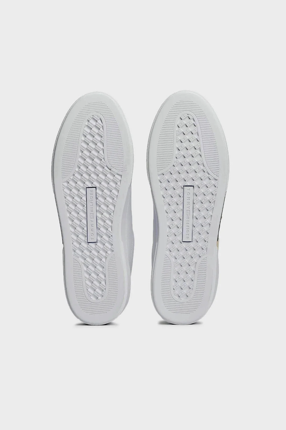 Tommy Hilfiger Deri Logolu Metalik Detaylı Sneaker Bayan Ayakkabı FW0FW08382 YBS BEYAZ - 14