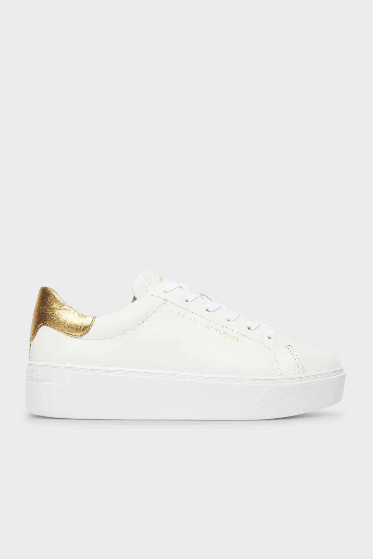 Tommy Hilfiger Deri Logolu Platform Taban Sneaker Kadın Ayakkabı FW0FW08756 0HT BEYAZ - 1