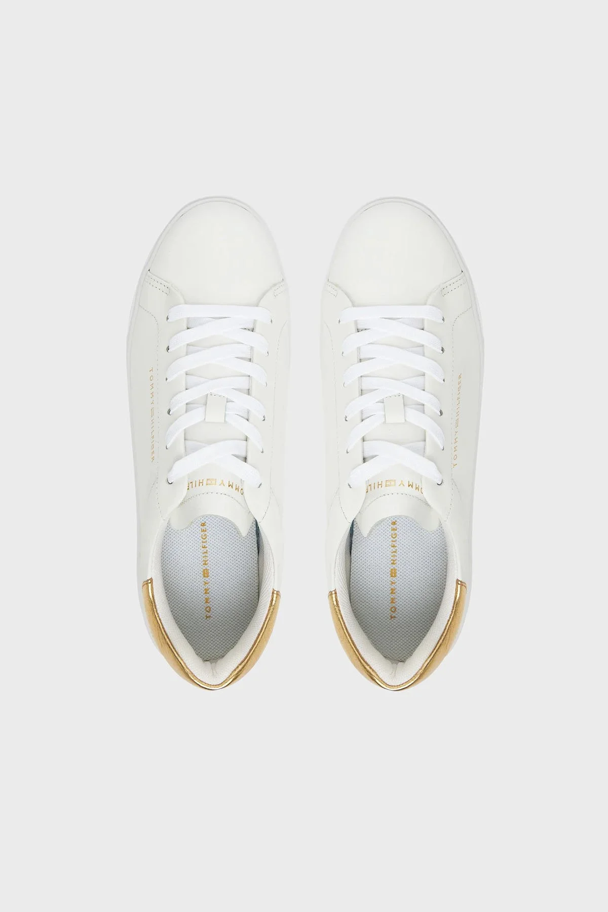 Tommy Hilfiger Deri Logolu Platform Taban Sneaker Kadın Ayakkabı FW0FW08756 0HT BEYAZ - 3
