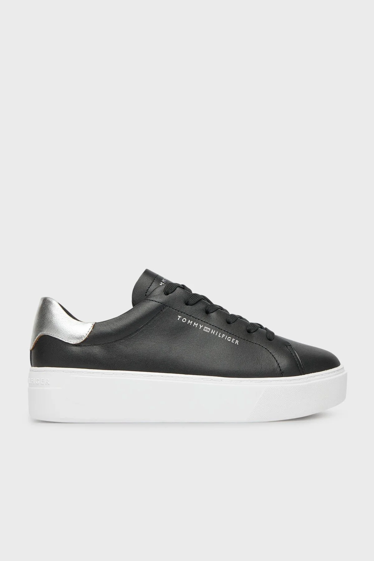 Tommy Hilfiger Deri Logolu Platform Taban Sneaker Kadın Ayakkabı FW0FW08756 BDS SİYAH - 1