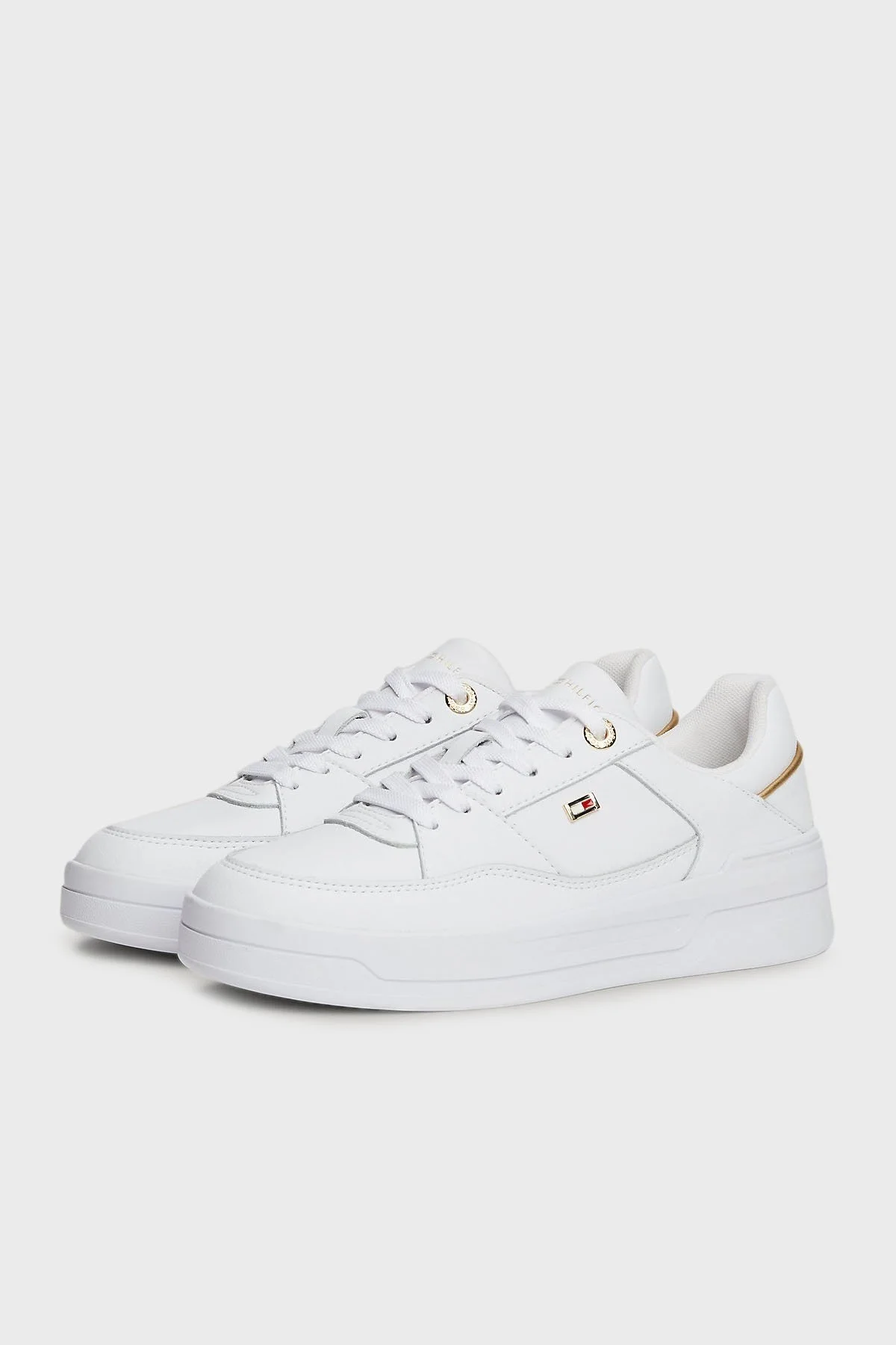 Tommy Hilfiger Deri Logolu Sneaker Bayan Ayakkabı FW0FW08261 YBS BEYAZ - 2