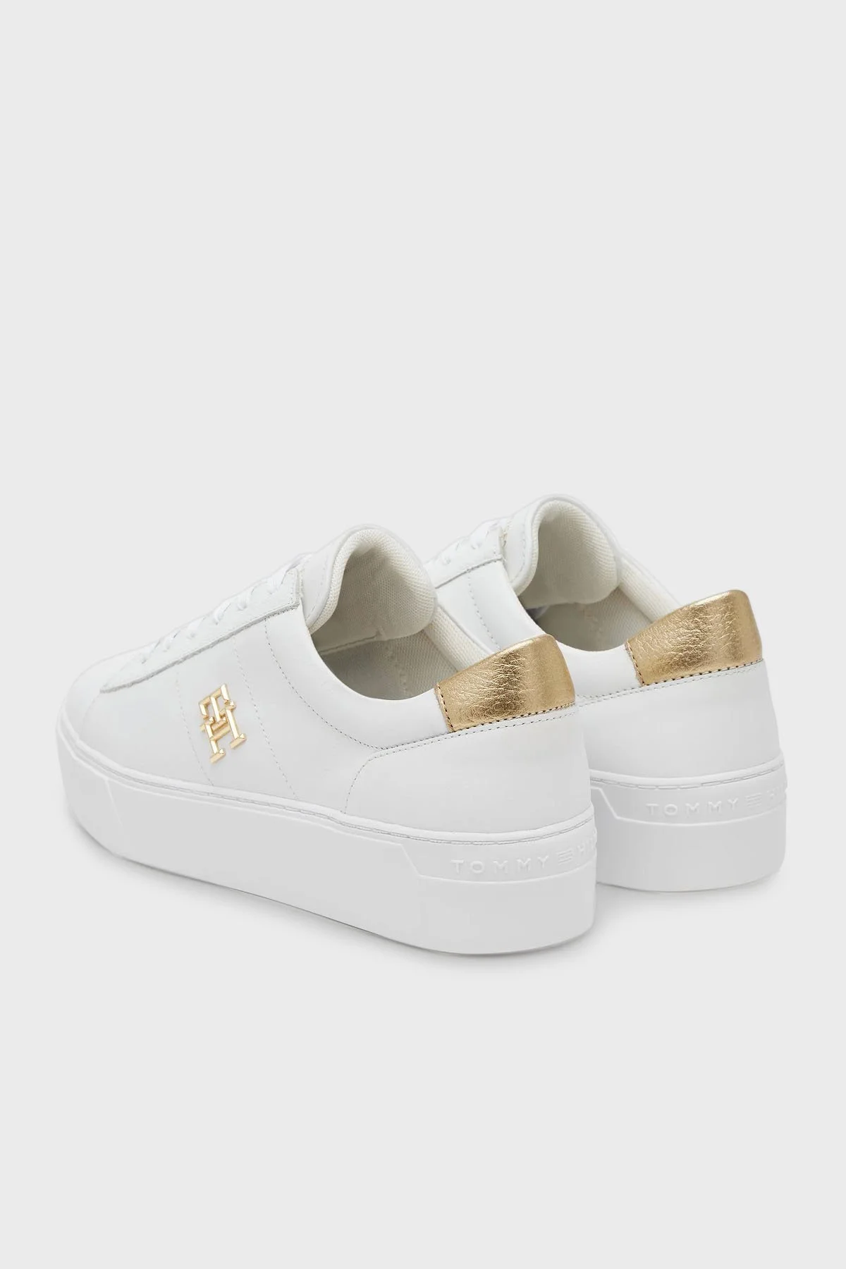 Tommy Hilfiger Deri Logolu Sneaker Kadın Ayakkabı FW0FW08648 YBS BEYAZ - 3