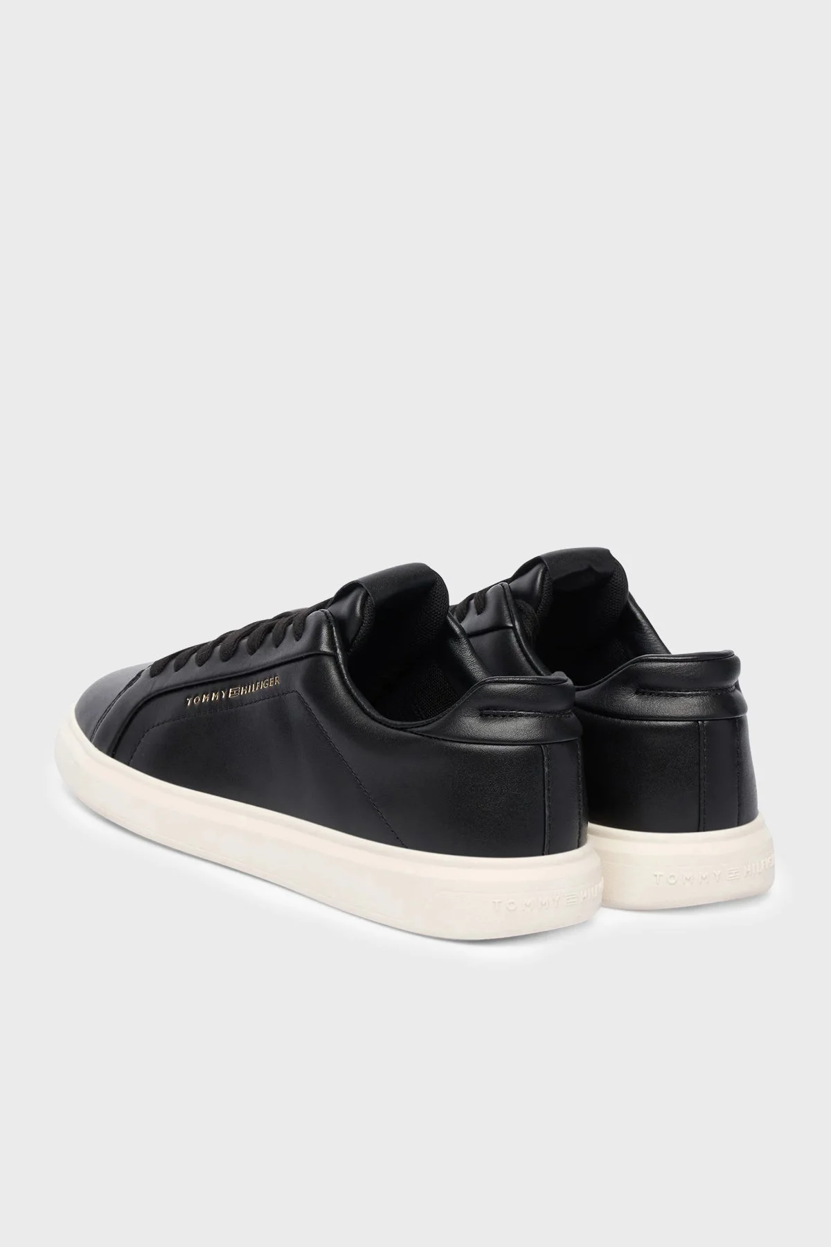 Tommy Hilfiger Deri Logolu Sneaker Kadın Ayakkabı FW0FW08949 BDS SİYAH - 3