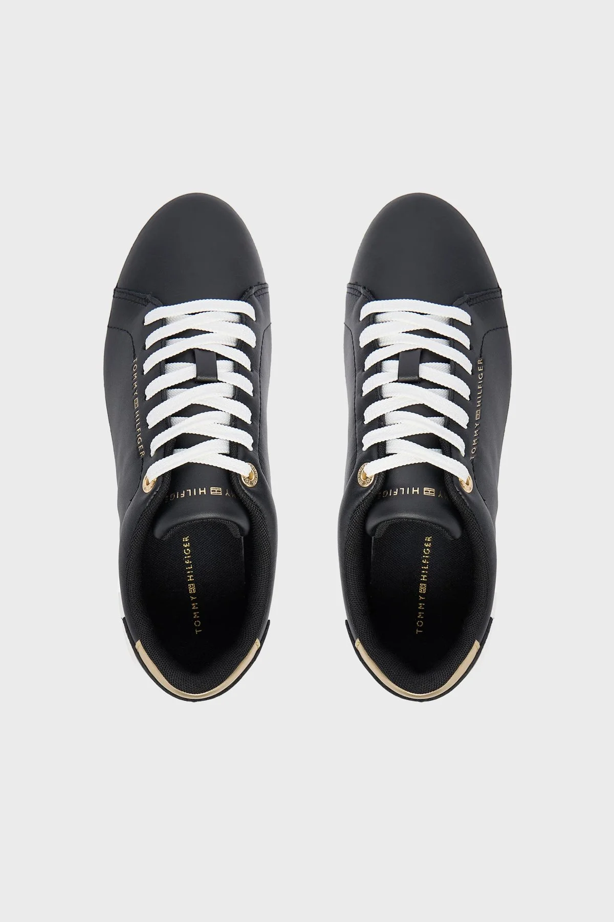 Tommy Hilfiger Deri Logolu Sneaker Kadın Ayakkabı FW0FW09019 BDS SİYAH - 3