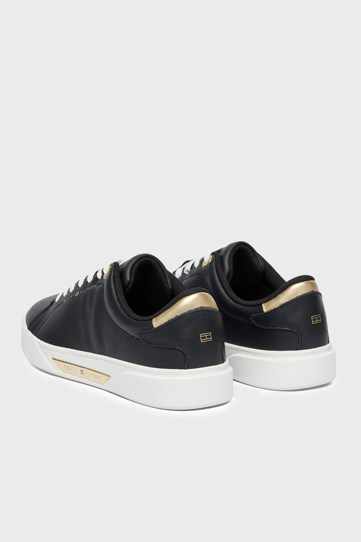 Tommy Hilfiger Deri Logolu Sneaker Kadın Ayakkabı FW0FW09019 BDS SİYAH - 4