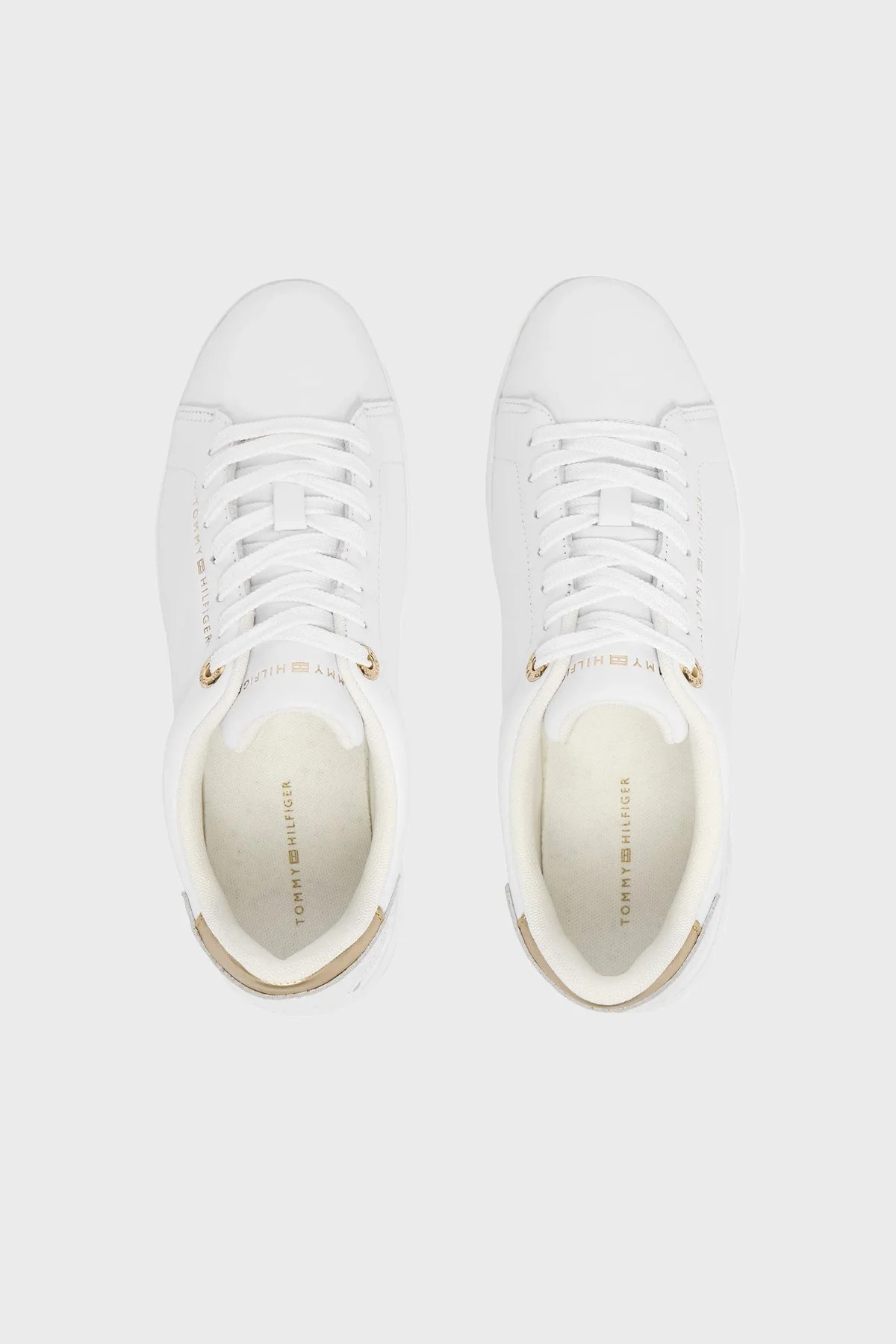 Tommy Hilfiger Deri Logolu Sneaker Kadın Ayakkabı FW0FW09019 YBS BEYAZ - 3