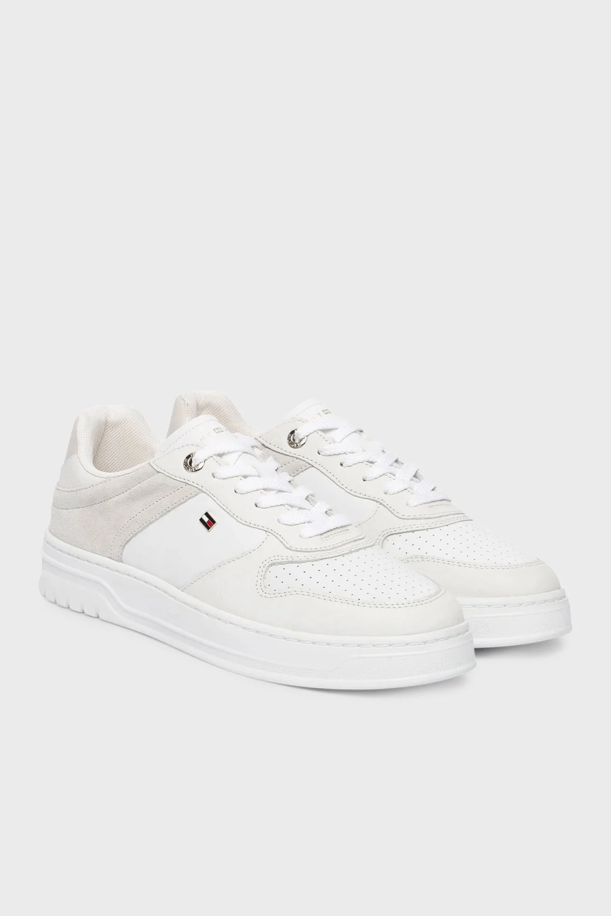Tommy Hilfiger Deri Logolu Sneaker Kadın Ayakkabı FW0FW09024 0LA BEYAZ-AÇIK GRİ - 2