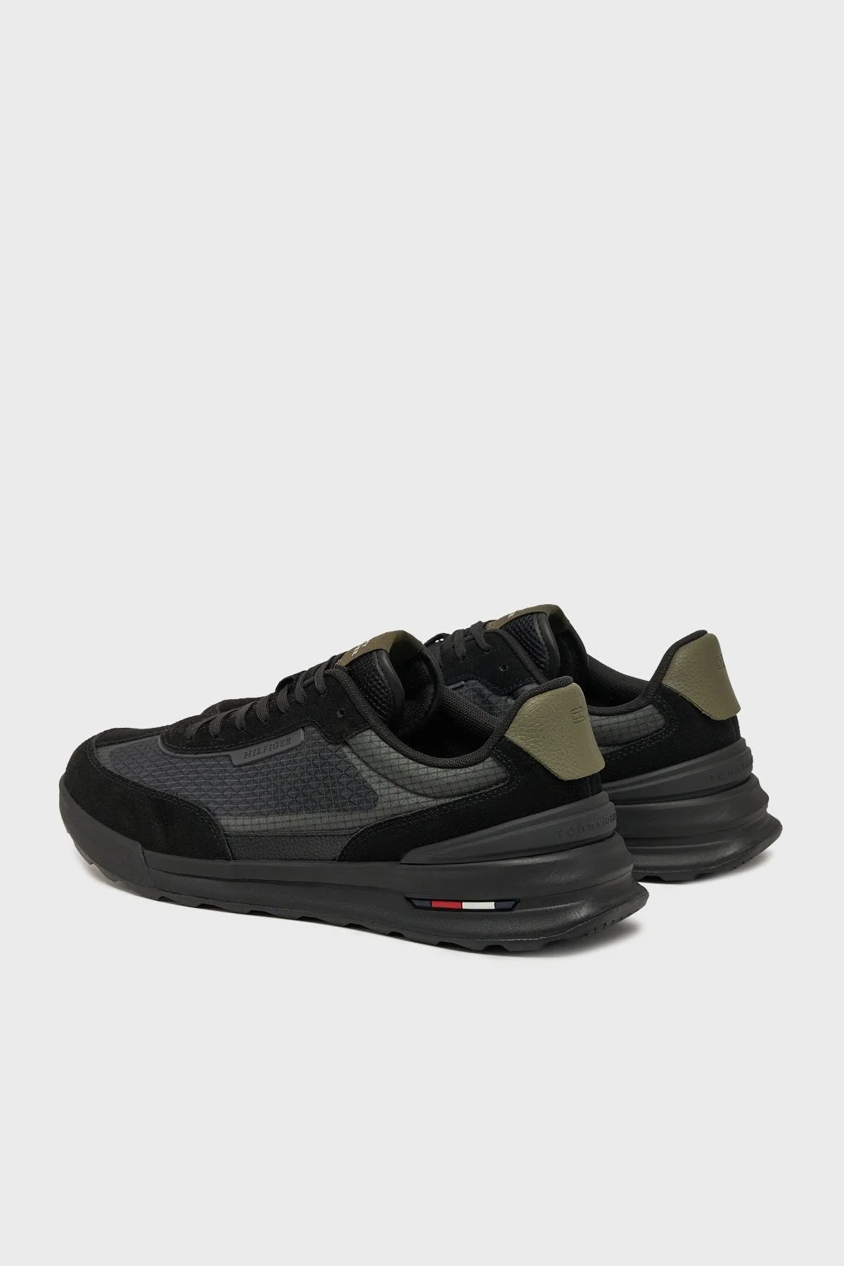 Tommy Hilfiger Deri Logolu Sneaker Erkek Ayakkabı FM0FM05328 BDS SİYAH - 9