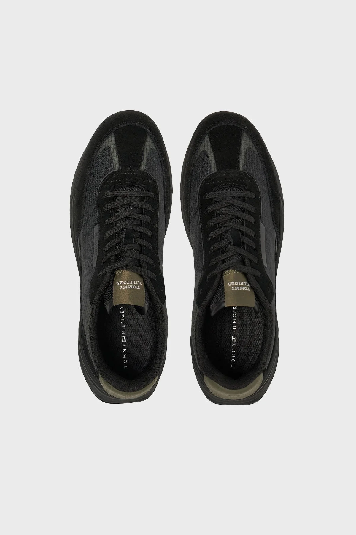 Tommy Hilfiger Deri Logolu Sneaker Erkek Ayakkabı FM0FM05328 BDS SİYAH - 10