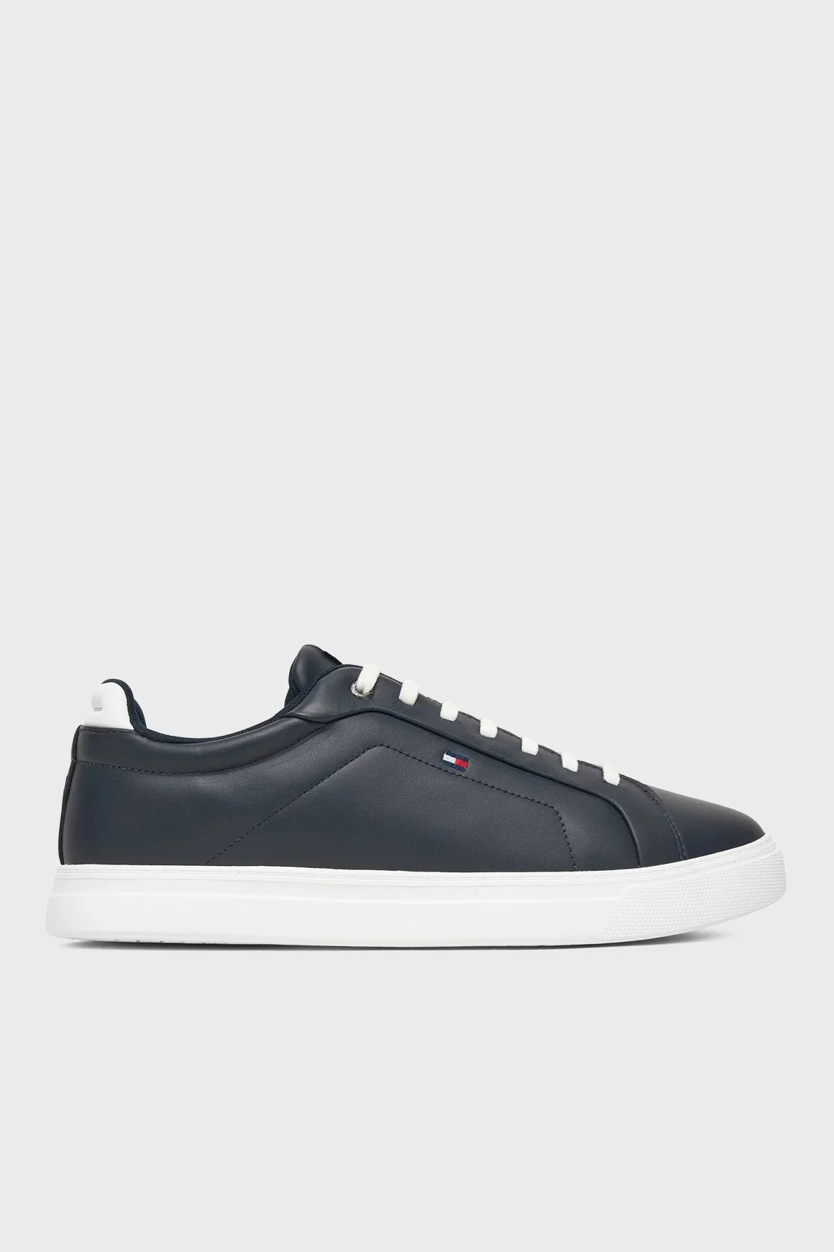 Tommy Hilfiger Deri Logolu Sneaker Erkek Ayakkabı FM0FM05678 DW5 LACİVERT - 1