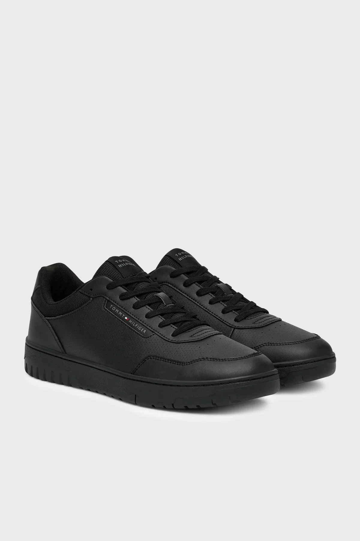 Tommy Hilfiger Deri Logolu Sneaker Erkek Ayakkabı FM0FM05713 BDS SİYAH - 2