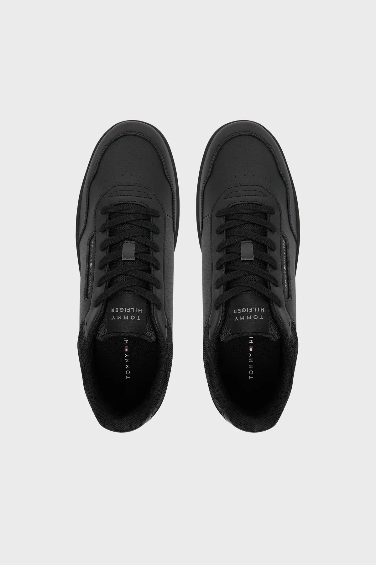 Tommy Hilfiger Deri Logolu Sneaker Erkek Ayakkabı FM0FM05713 BDS SİYAH - 3