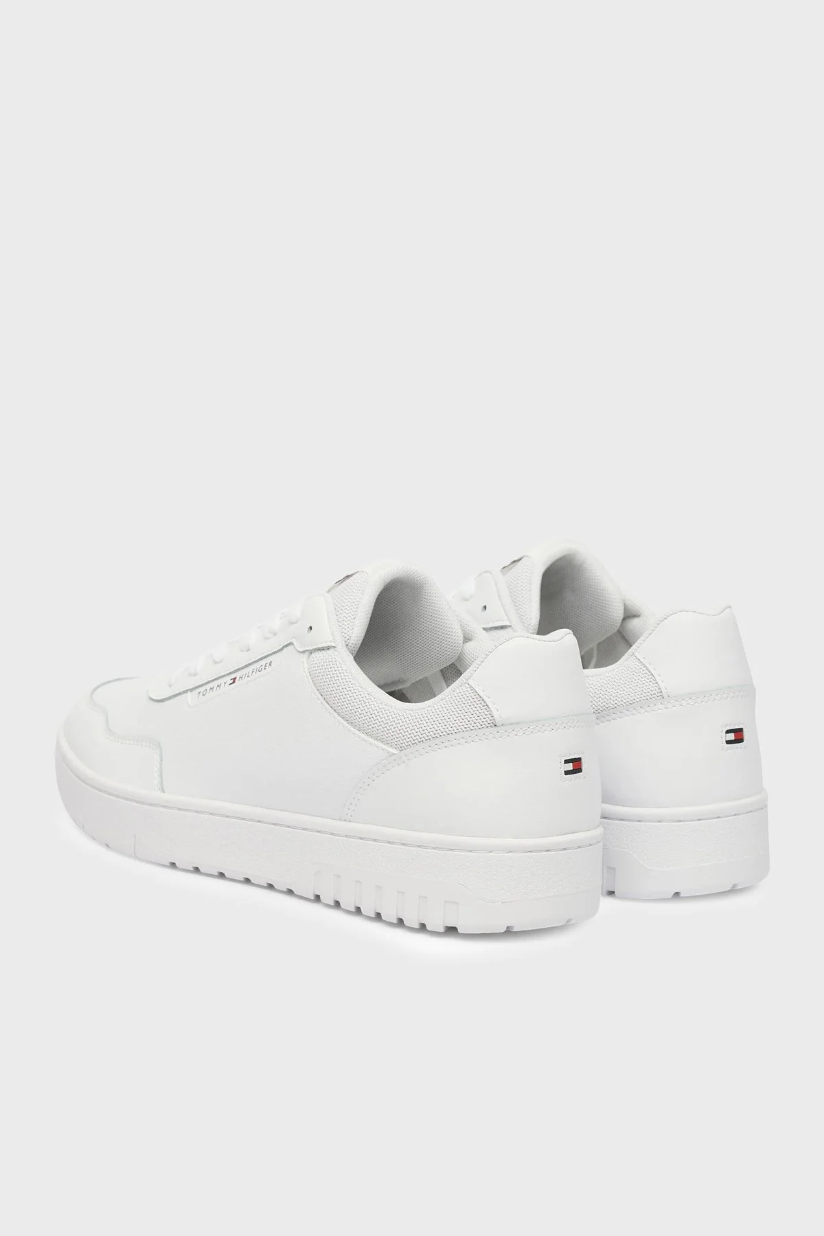 Tommy Hilfiger Deri Logolu Sneaker Erkek Ayakkabı FM0FM05713 YBS BEYAZ - 4