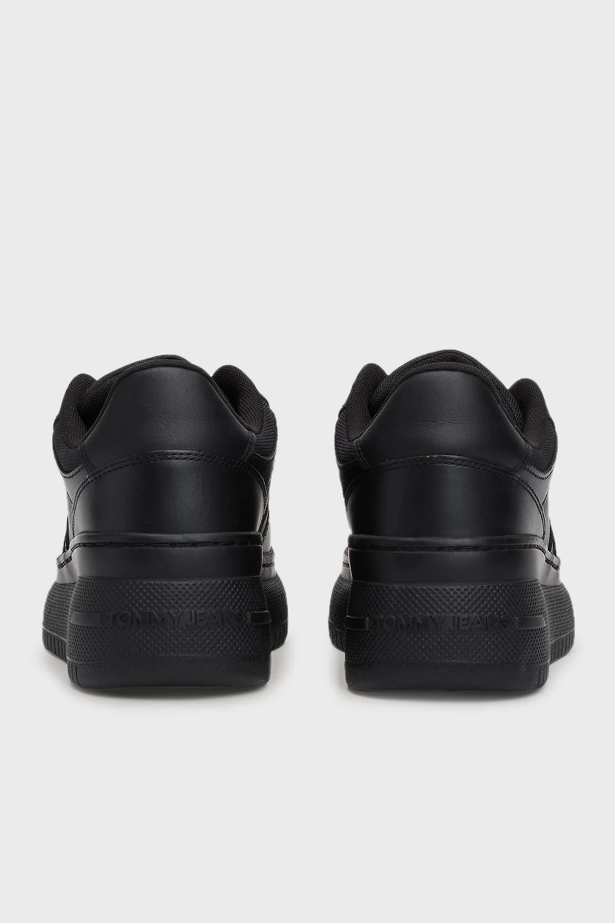 Tommy Hilfiger Deri Sneaker Bayan Ayakkabı EN0EN02506 BDS SİYAH - 6