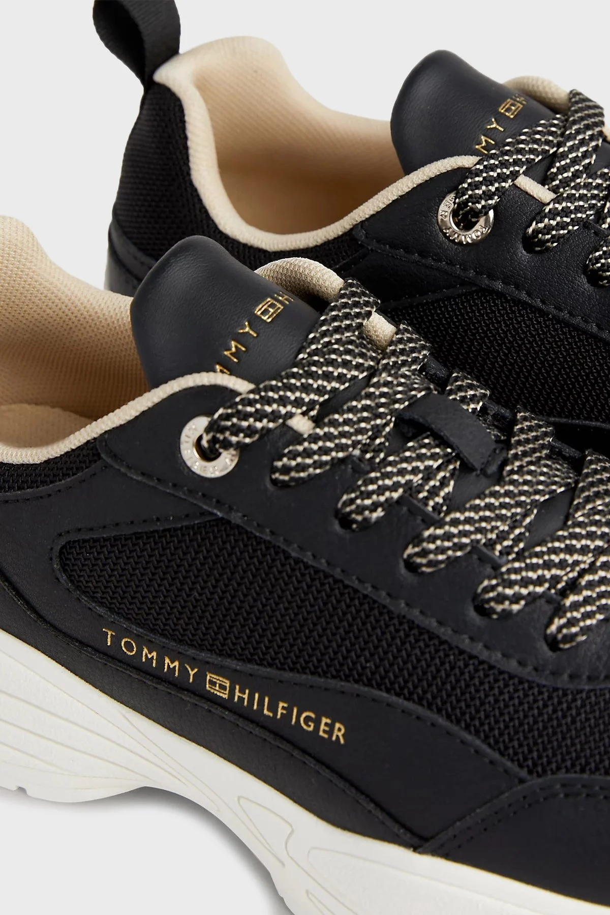 Tommy Hilfiger Deri Sneaker Bayan Ayakkabı FW0FW07708 BDS SİYAH - 3