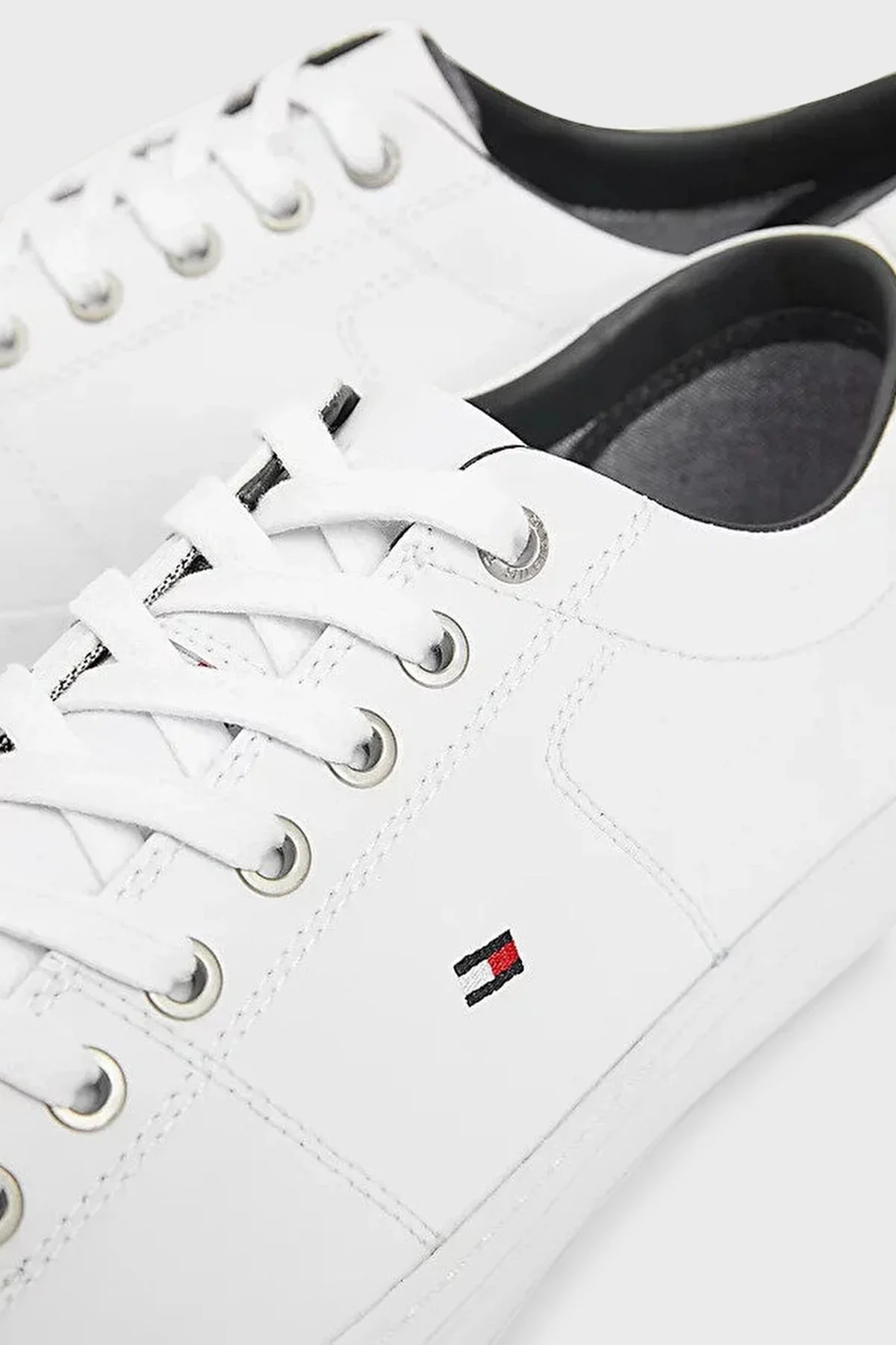 Tommy Hilfiger Deri Sneaker Erkek Ayakkabı FM0FM02157 100 BEYAZ - 3