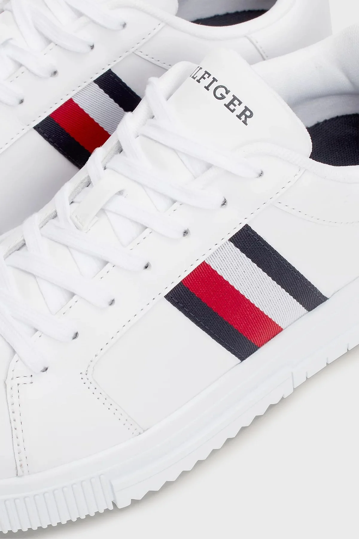 Tommy Hilfiger Deri Sneaker Erkek Ayakkabı FM0FM04895 YBS BEYAZ - 5