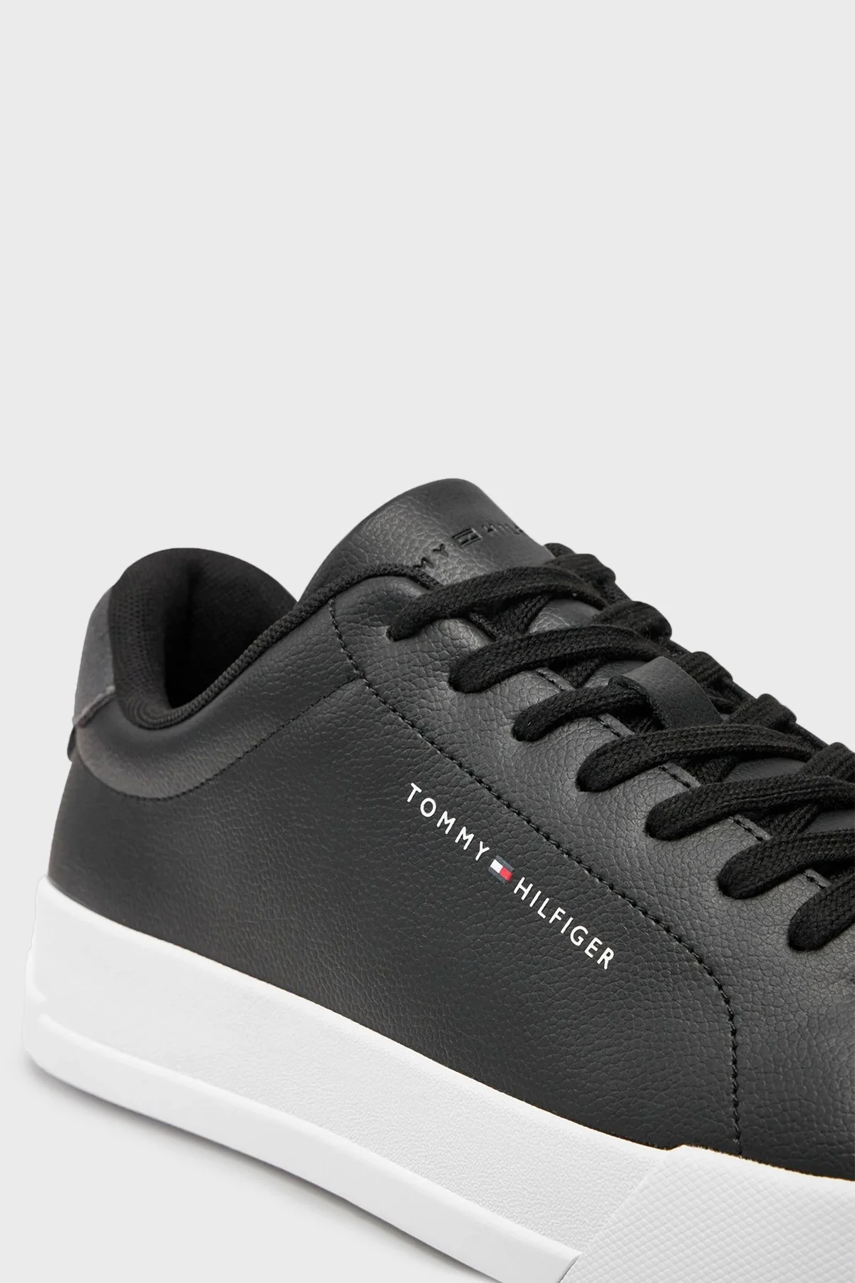 Tommy Hilfiger Deri Sneaker Erkek Ayakkabı FM0FM05297 0GJ SİYAH - 6