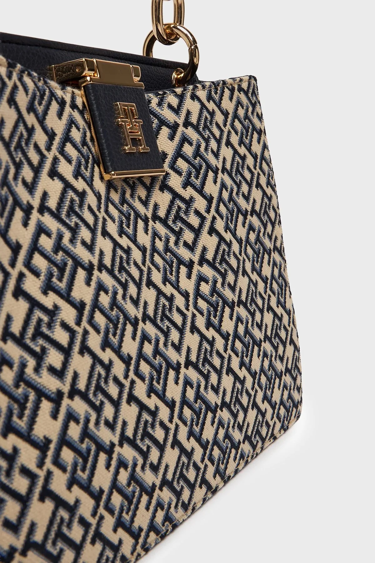 Tommy Hilfiger Desenli Çıkarılabilir Askılı Kadın Çanta AW0AW18639 0GY BEJ-MAVİ - 6