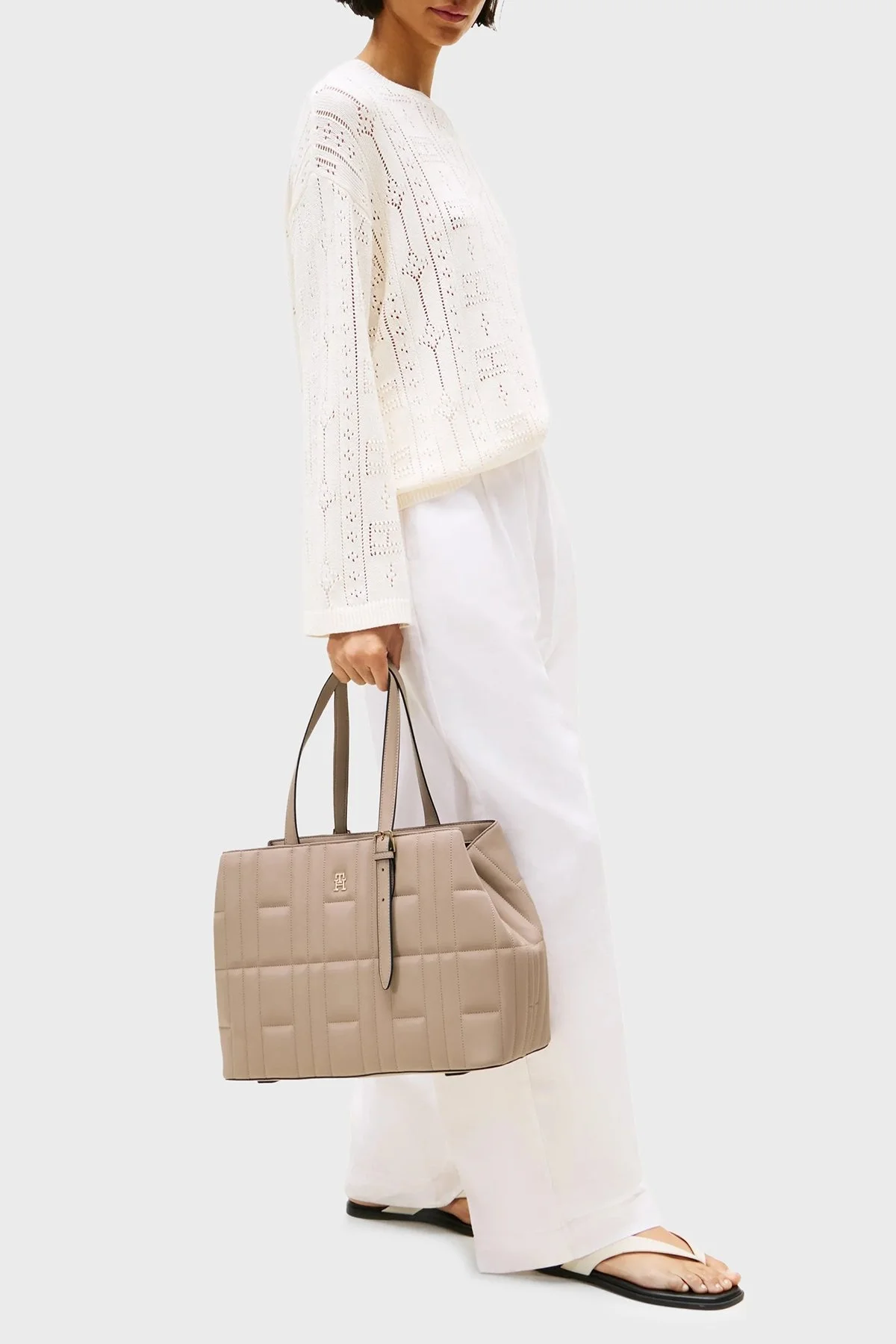 Tommy Hilfiger Dikiş Detaylı Çıkarılabilir Askılı Tote Bayan Çanta AW0AW17452 AFE BEJ - 2